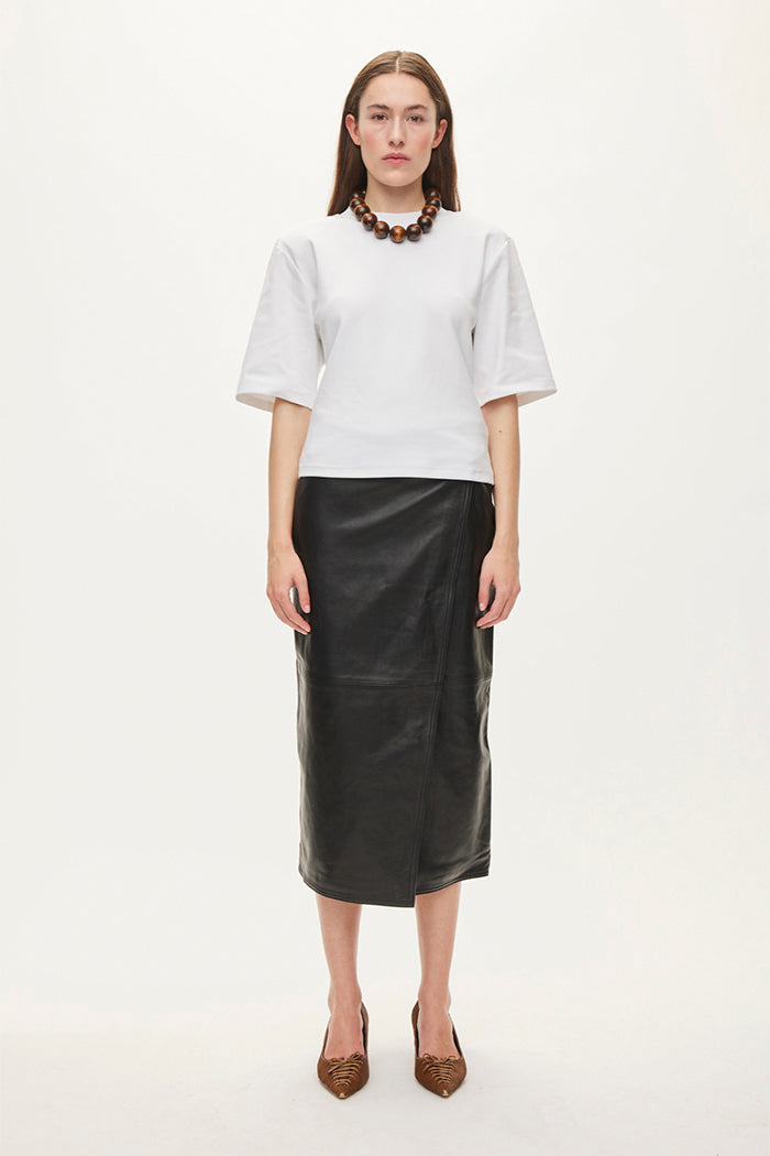 oval square tops & t-shirts