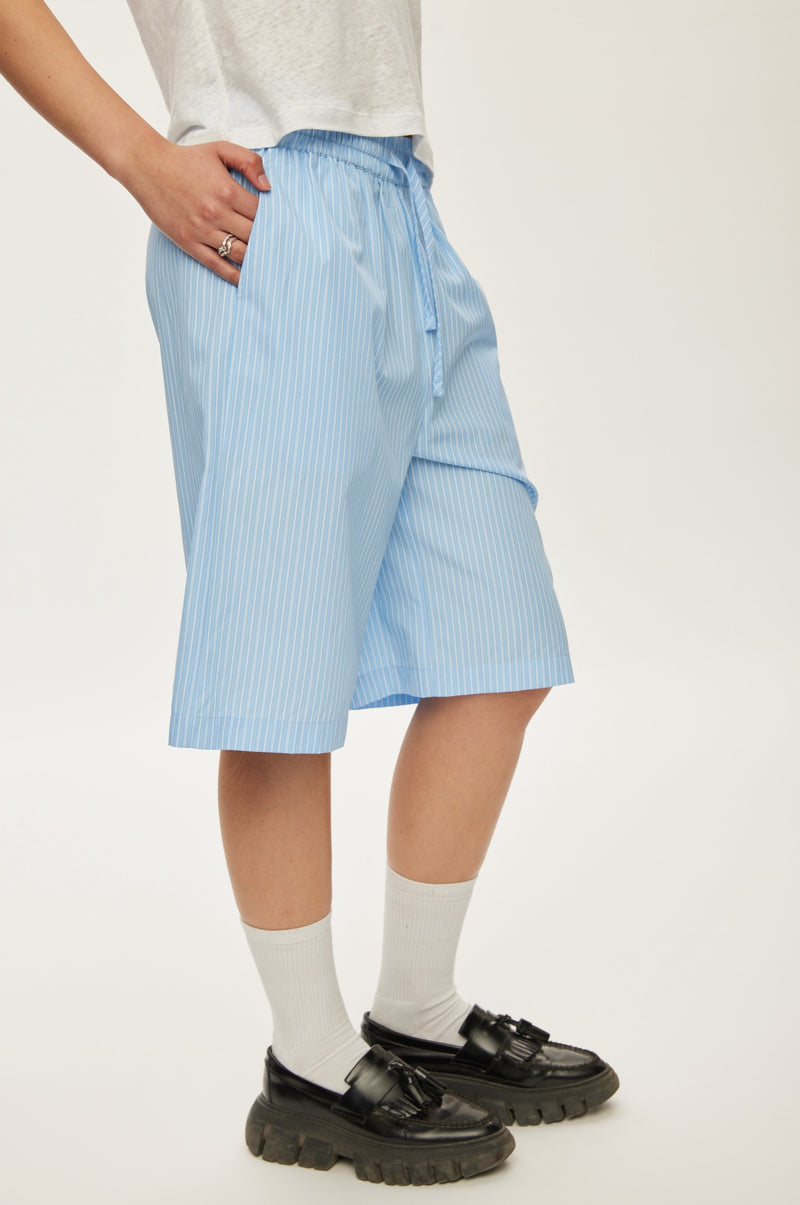 Tata Shorts