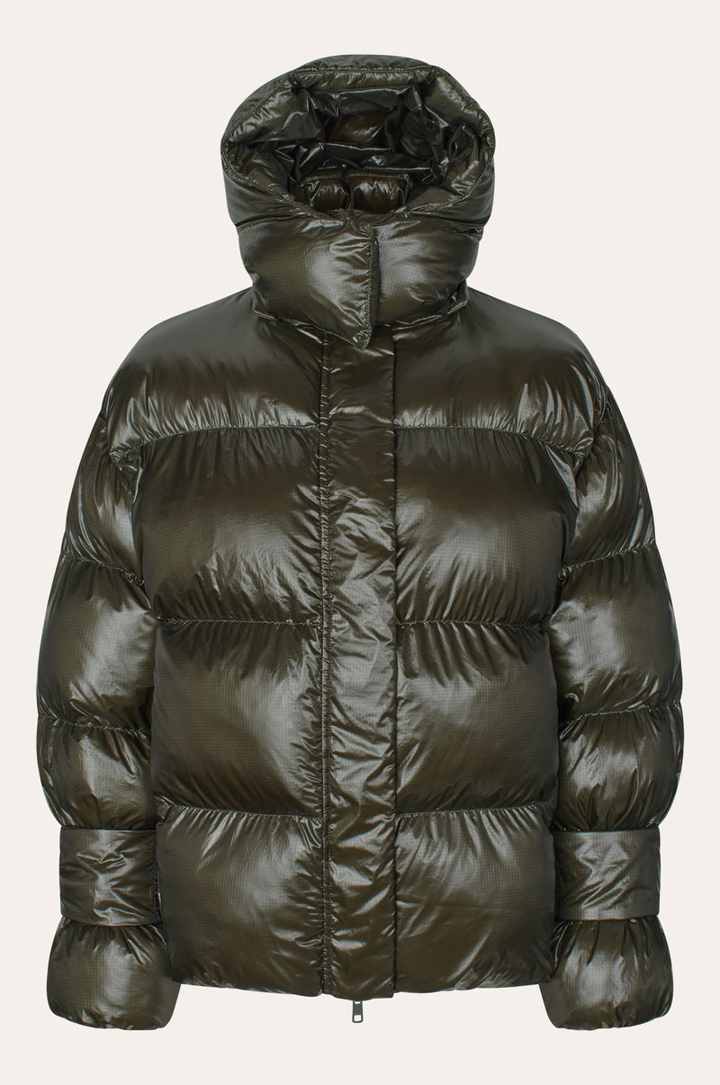 Oval Square Active Hood Jacket COATS 4021 Dark Army