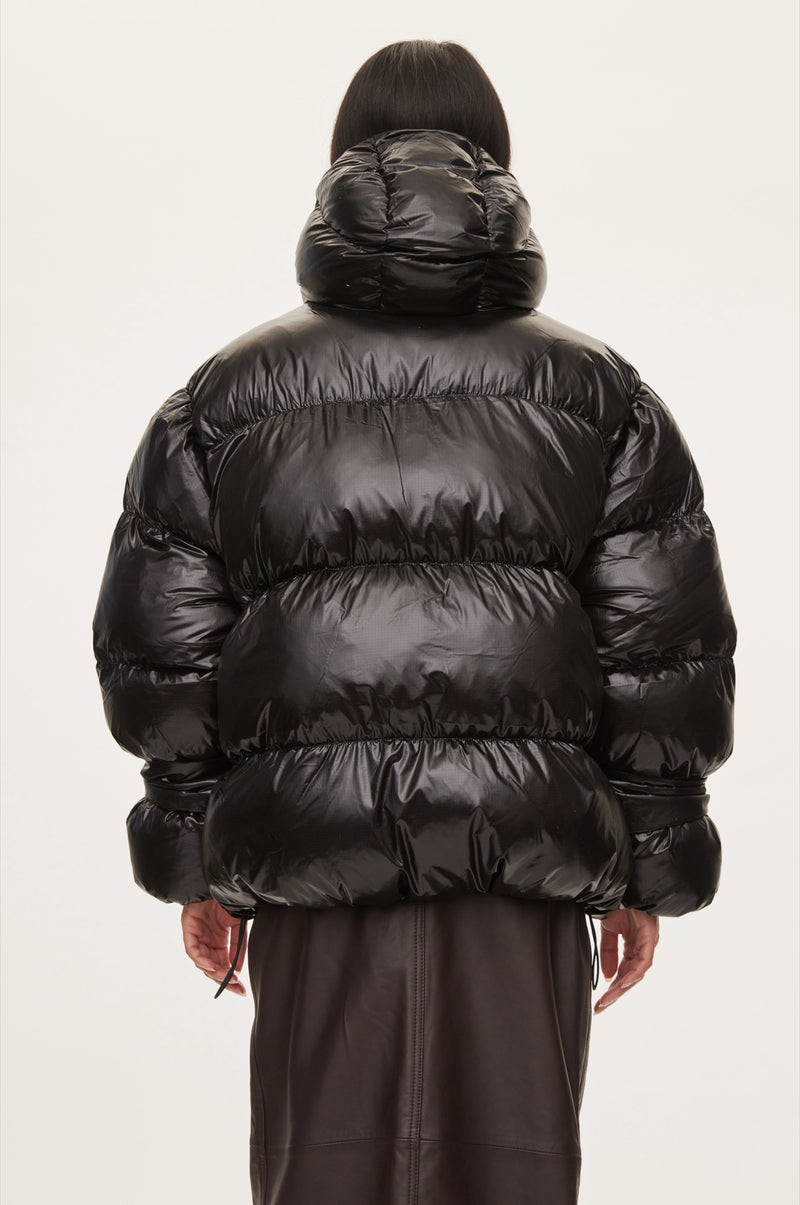 Oval Square Active Hood Jacket COATS 8001 Black
