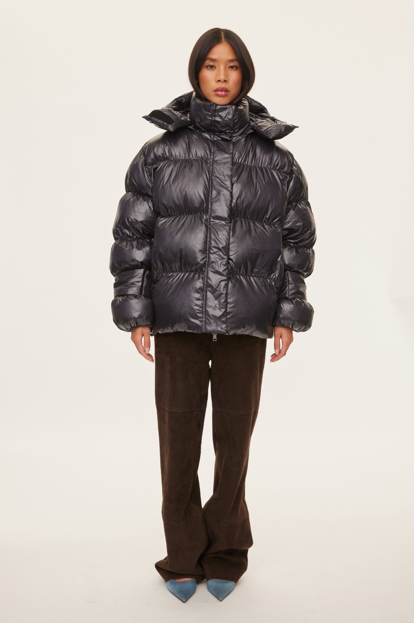Oval Square Active Hood Jacket COATS 8013 Black Pearl