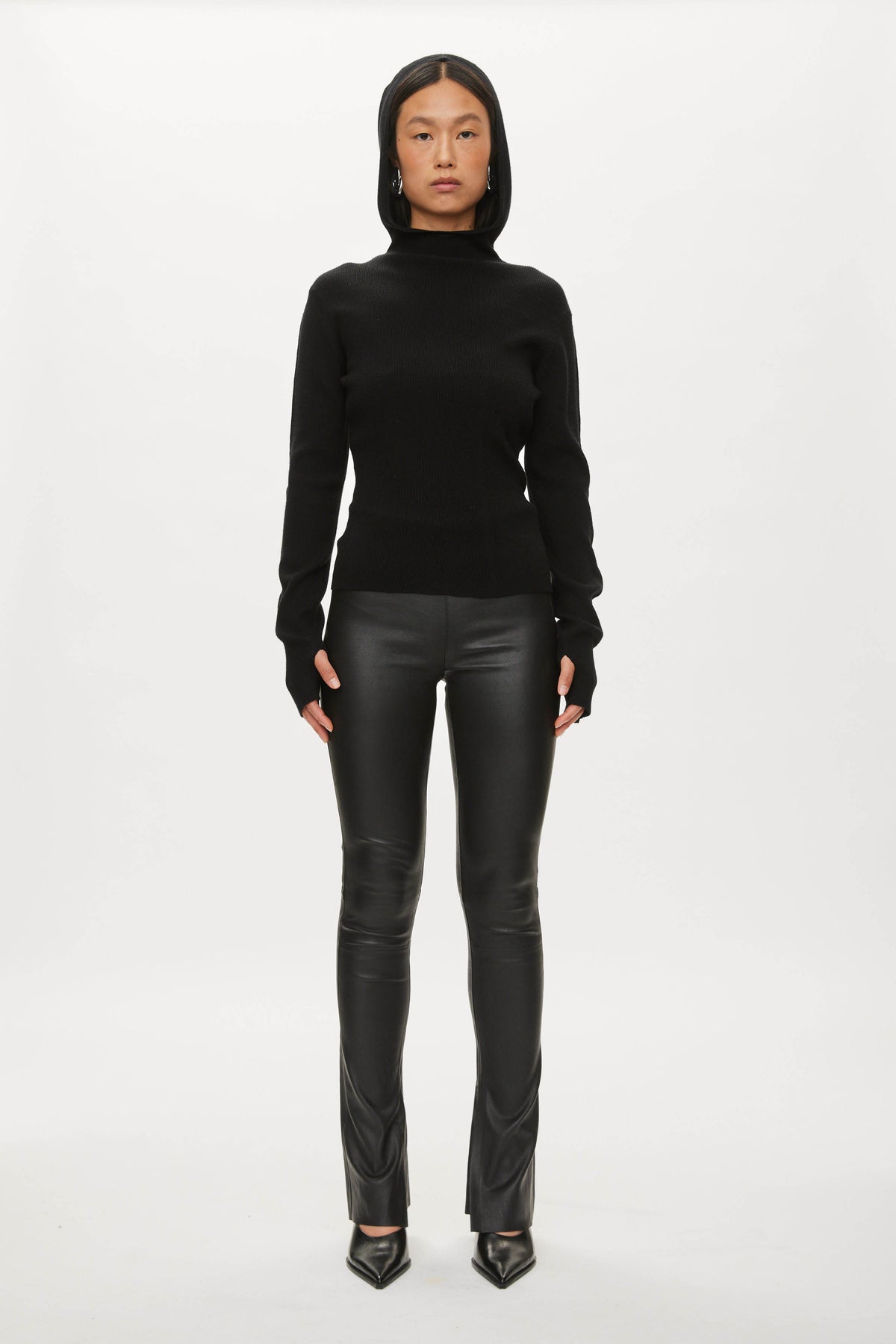 Oval Square Alanis Detail Hood KNITS Black