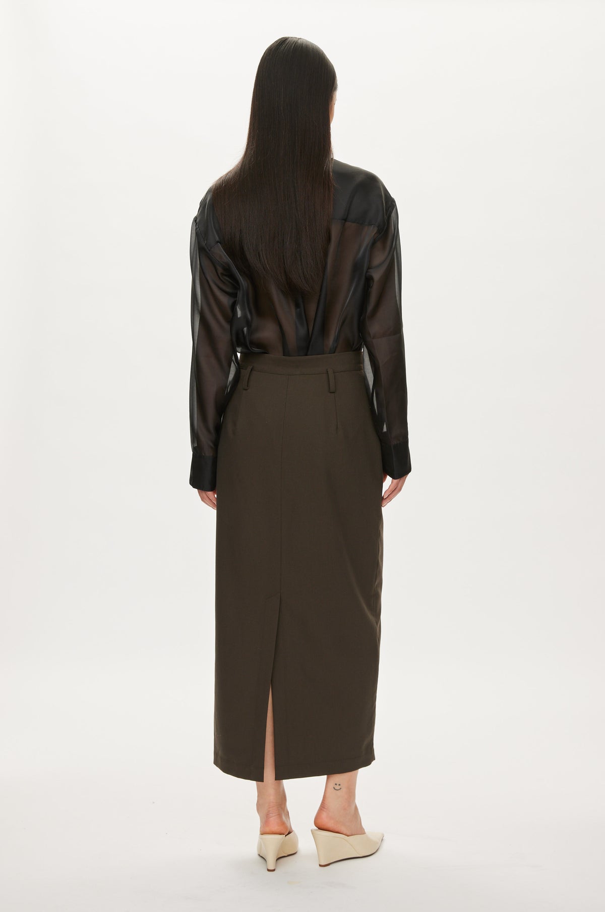 Oval Square Andre skirt SKIRTS Soil