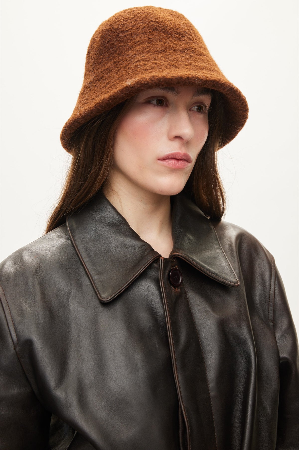 Oval Square Bell Hat ACCESS Brown