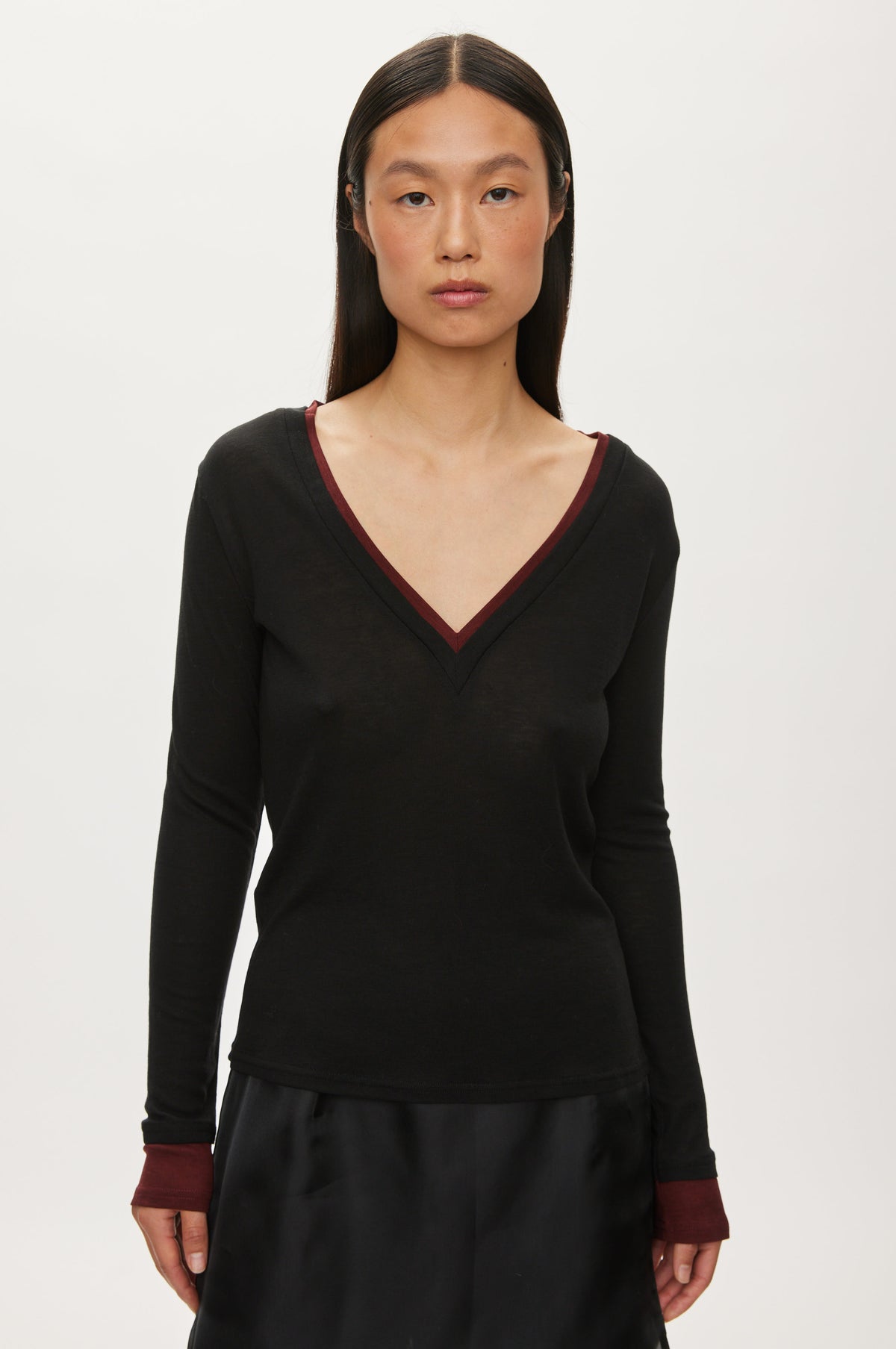 Oval Square Bibi Deep-V Blouse BLOUSES Black