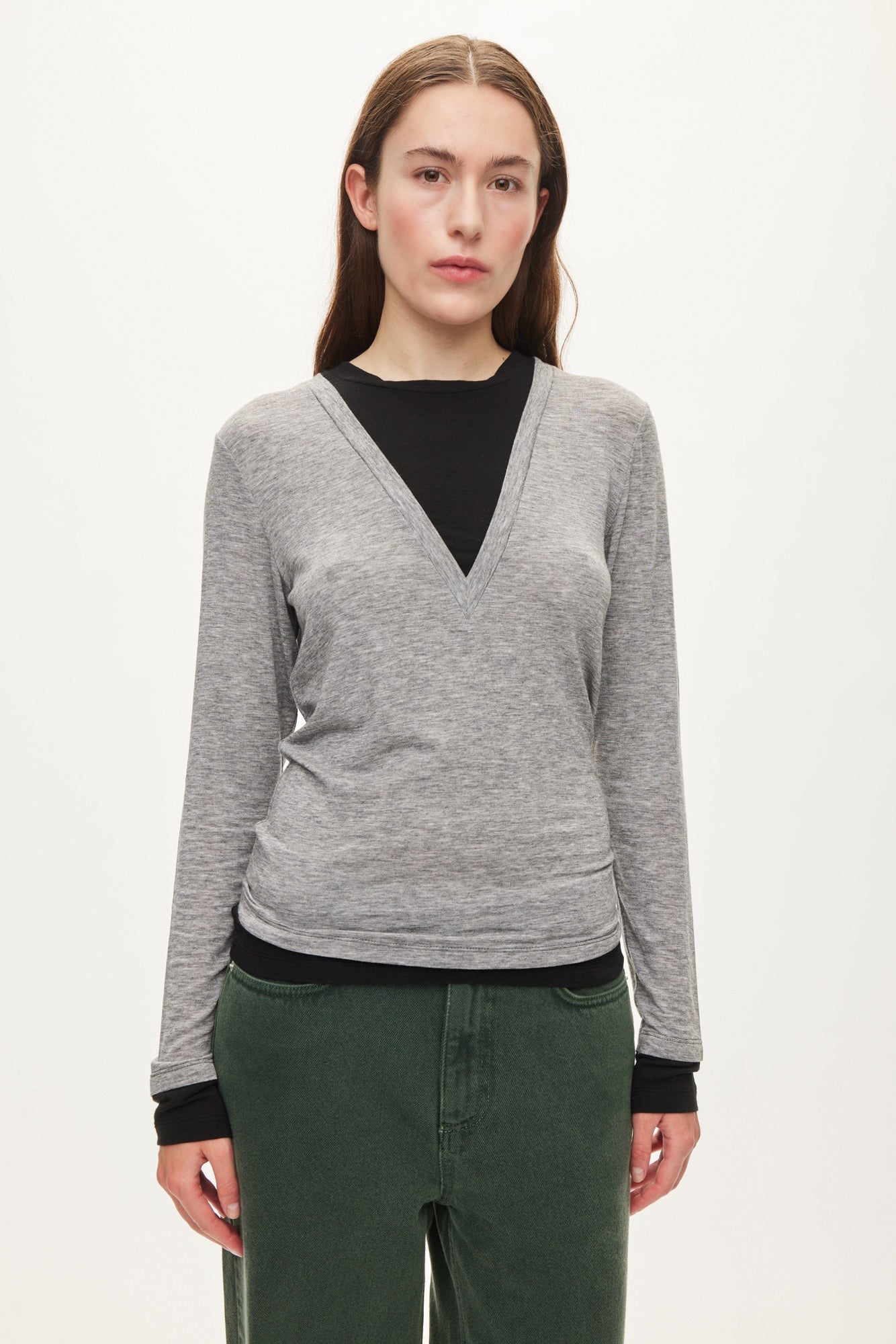 Oval Square Bibi v-neck blouse BLOUSES Grey Mel / Black