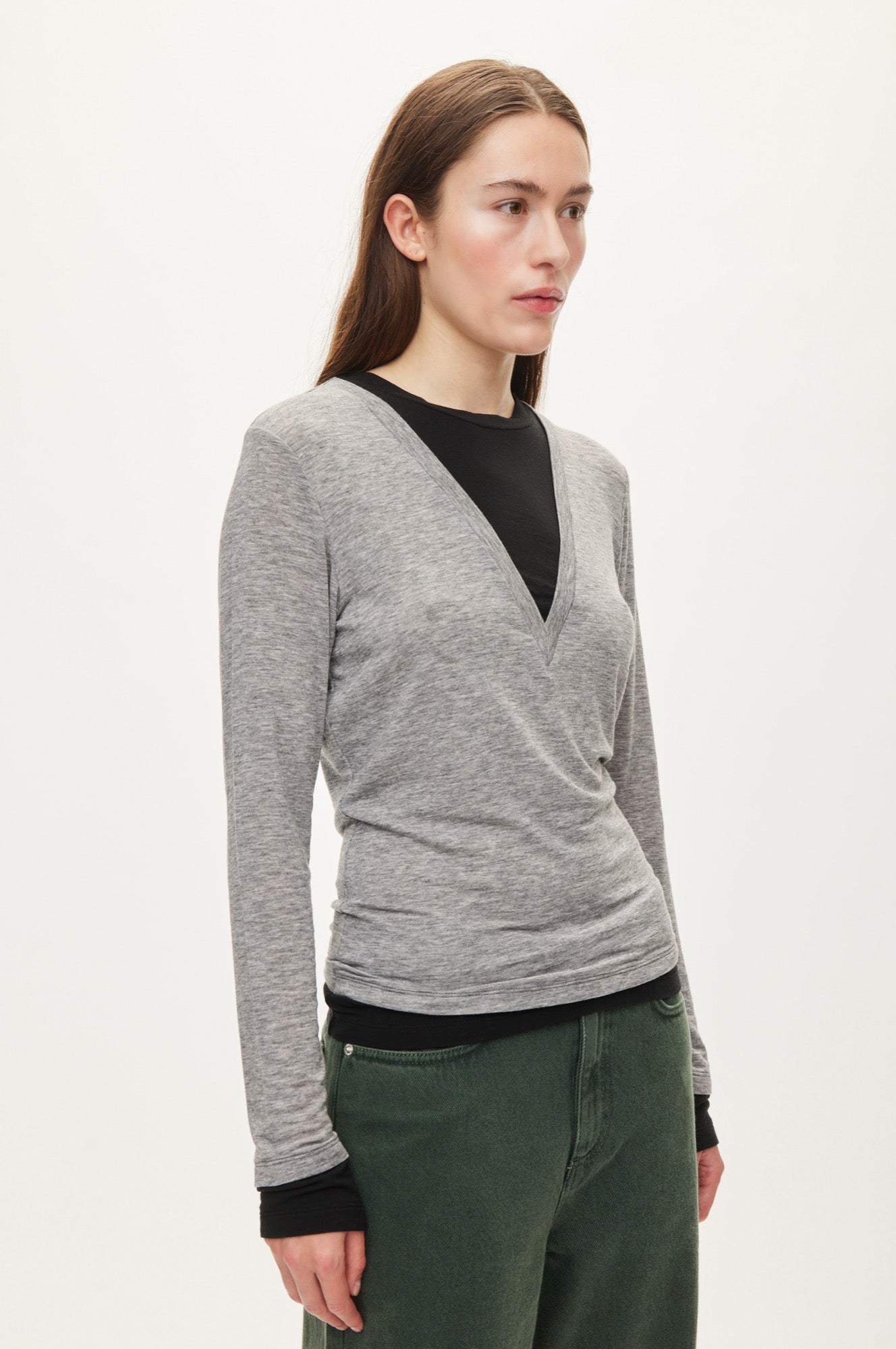Oval Square Bibi v-neck blouse BLOUSES Grey Mel / Black