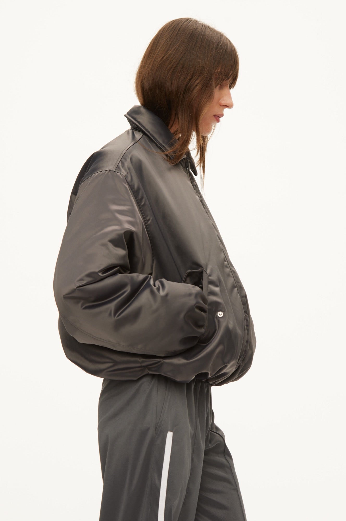 Oval Square Blink bomber JACKETS Asphalt