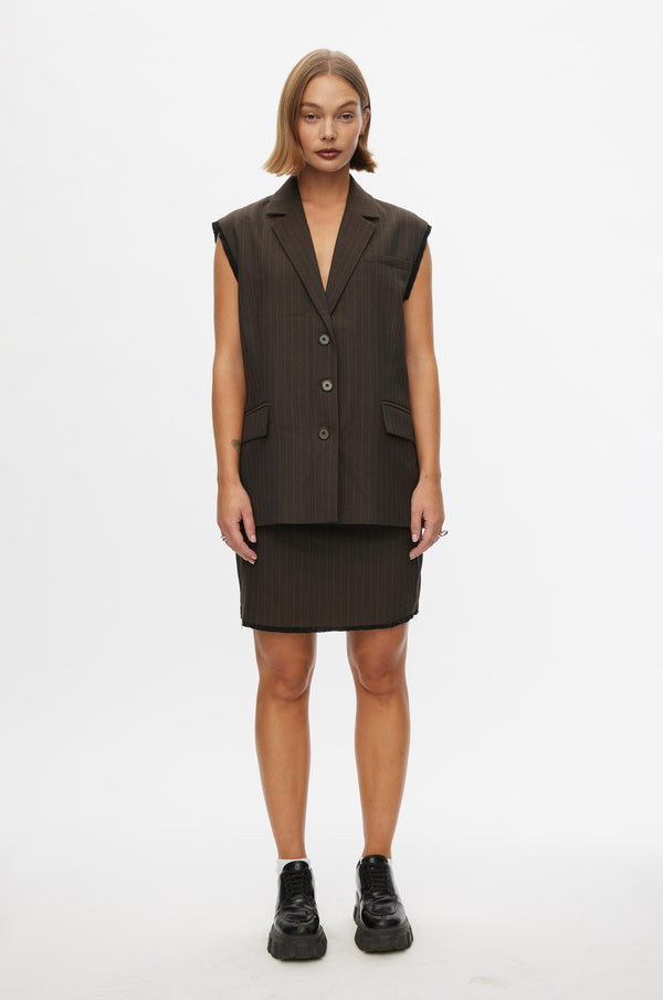 Oval Square Bonnie Vest VESTS 9056 Dark Brown Pinstripe