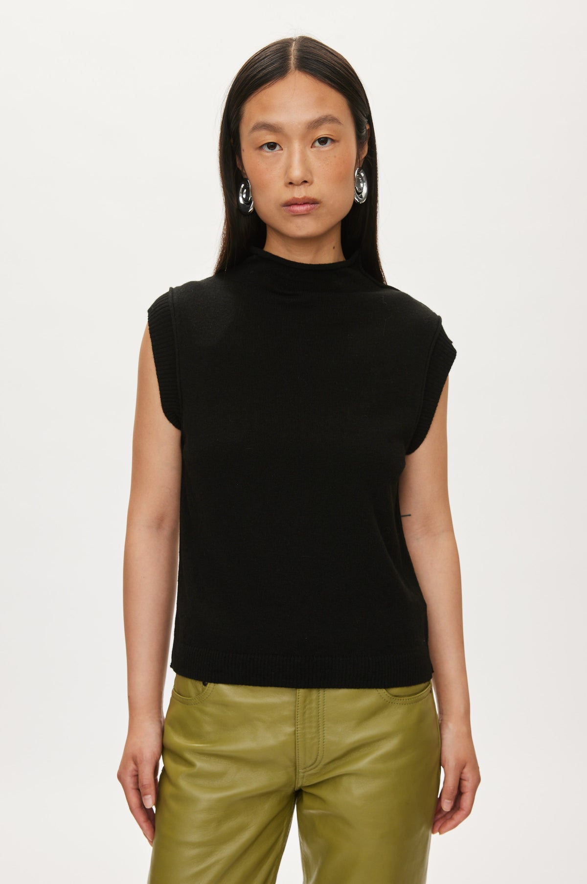 Oval Square Carla High Neck Top KNITS Black