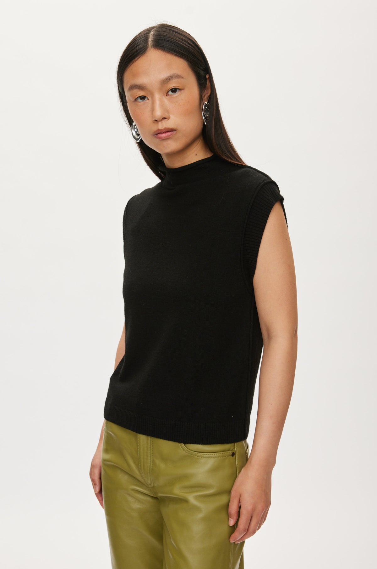 Oval Square Carla High Neck Top KNITS Black