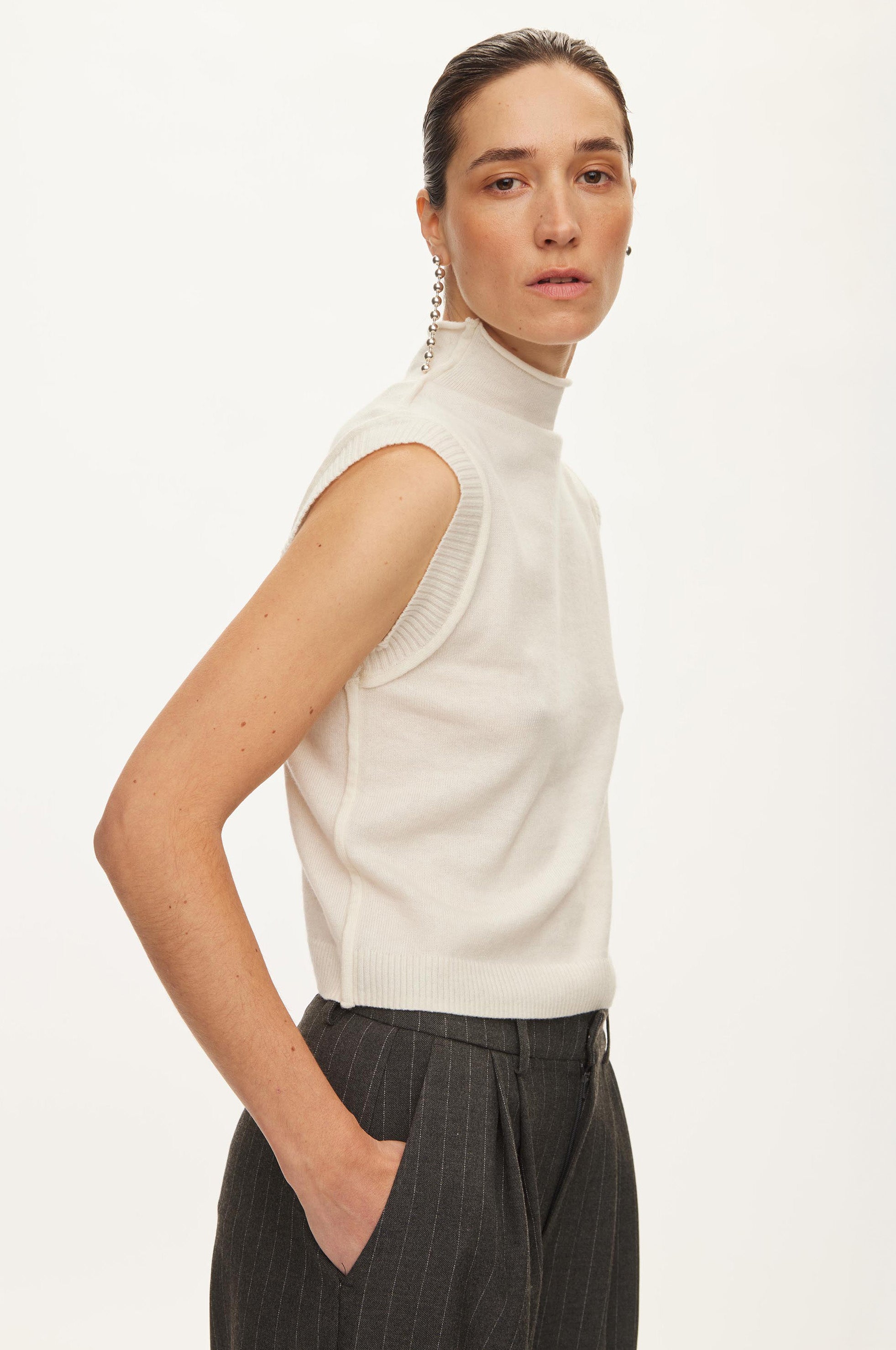 Oval Square Carla High Neck Top KNITS Off White