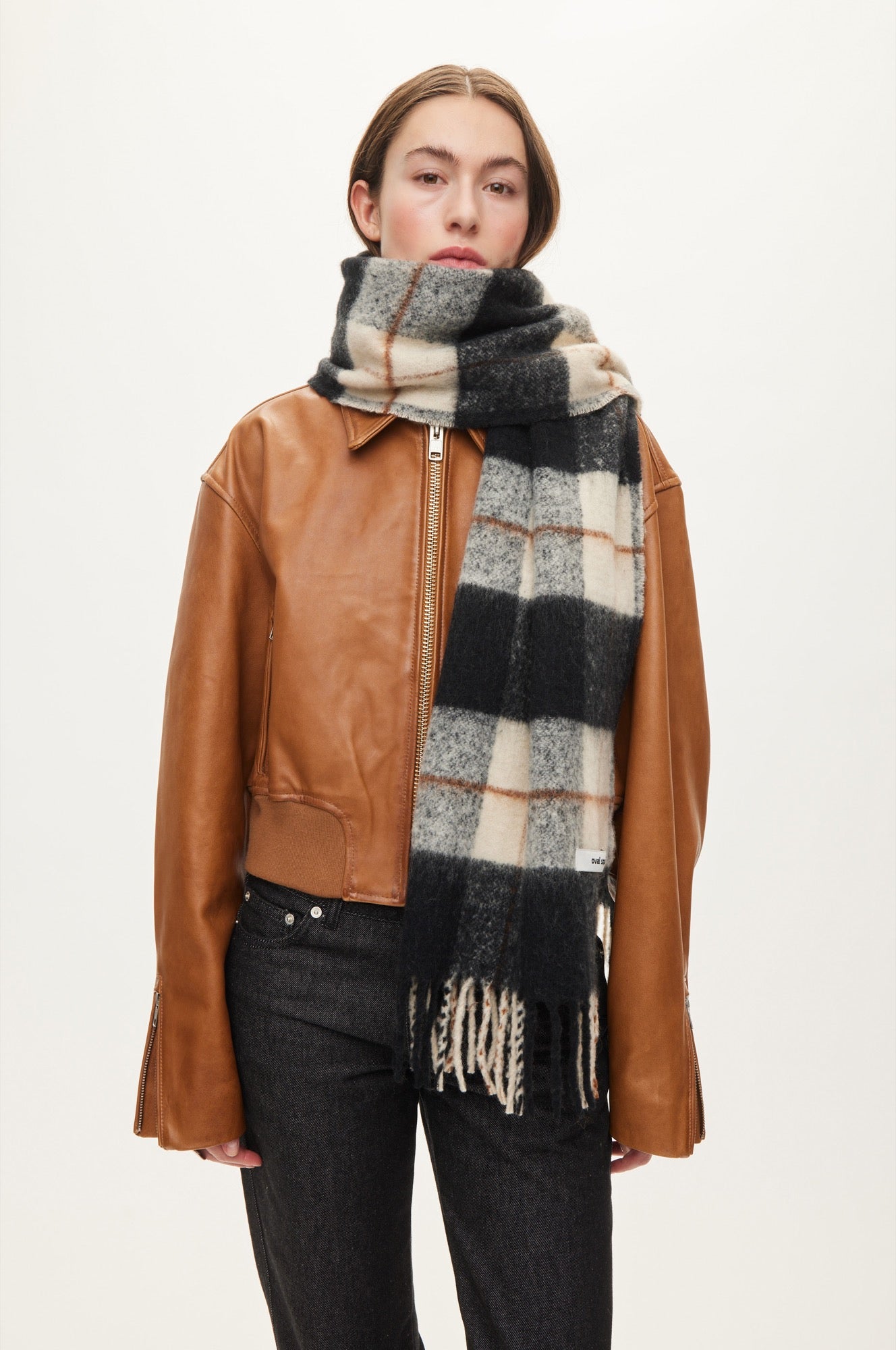 Oval Square Check Scarf SCARFS Black/Off White