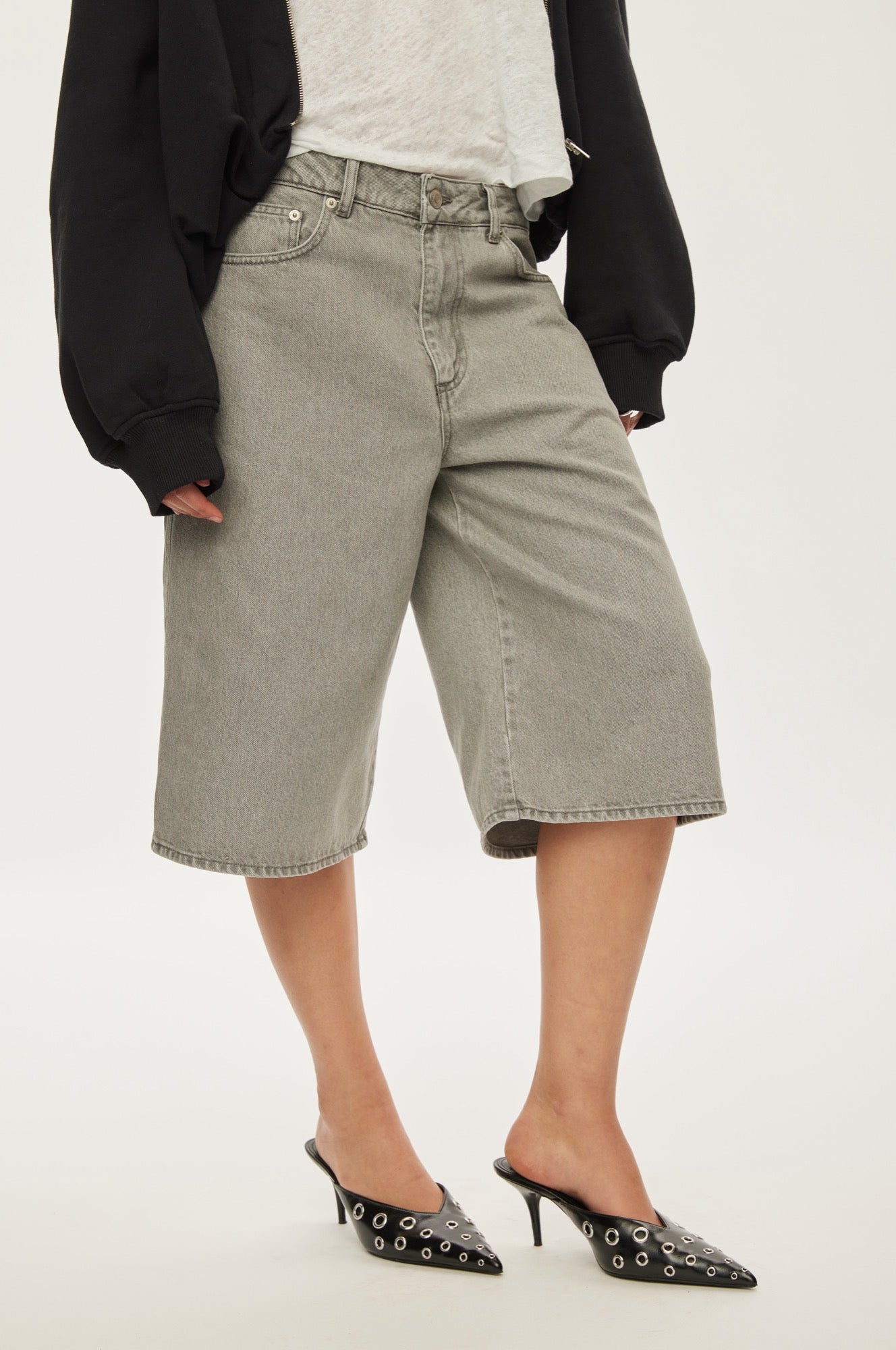 Oval Square City Denim Shorts 0113 SHORTS 7020 0113 Lt Grey Wash