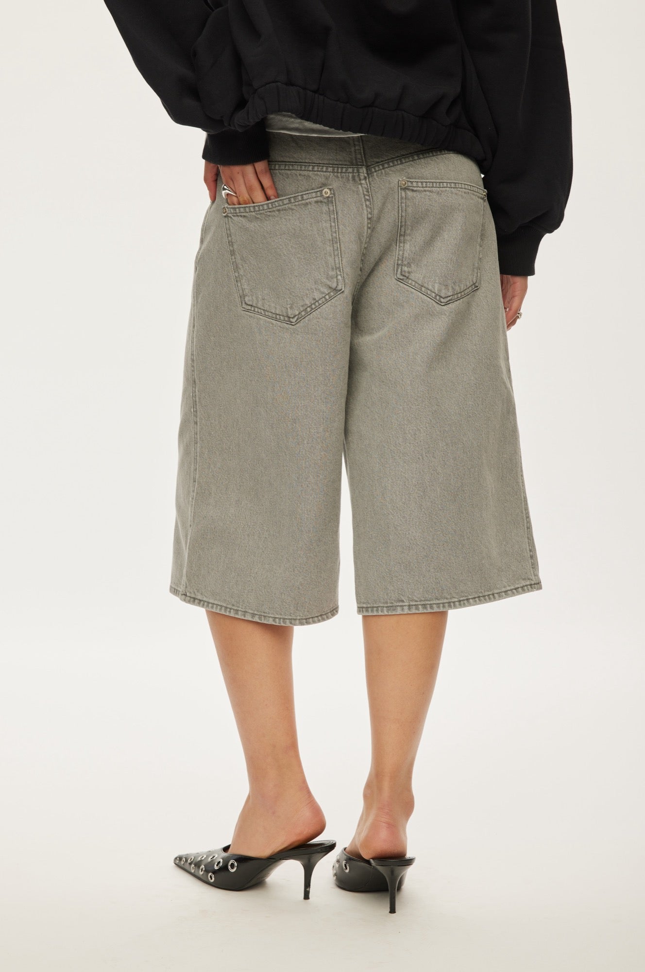 Oval Square City Denim Shorts 0113 SHORTS 7020 0113 Lt Grey Wash