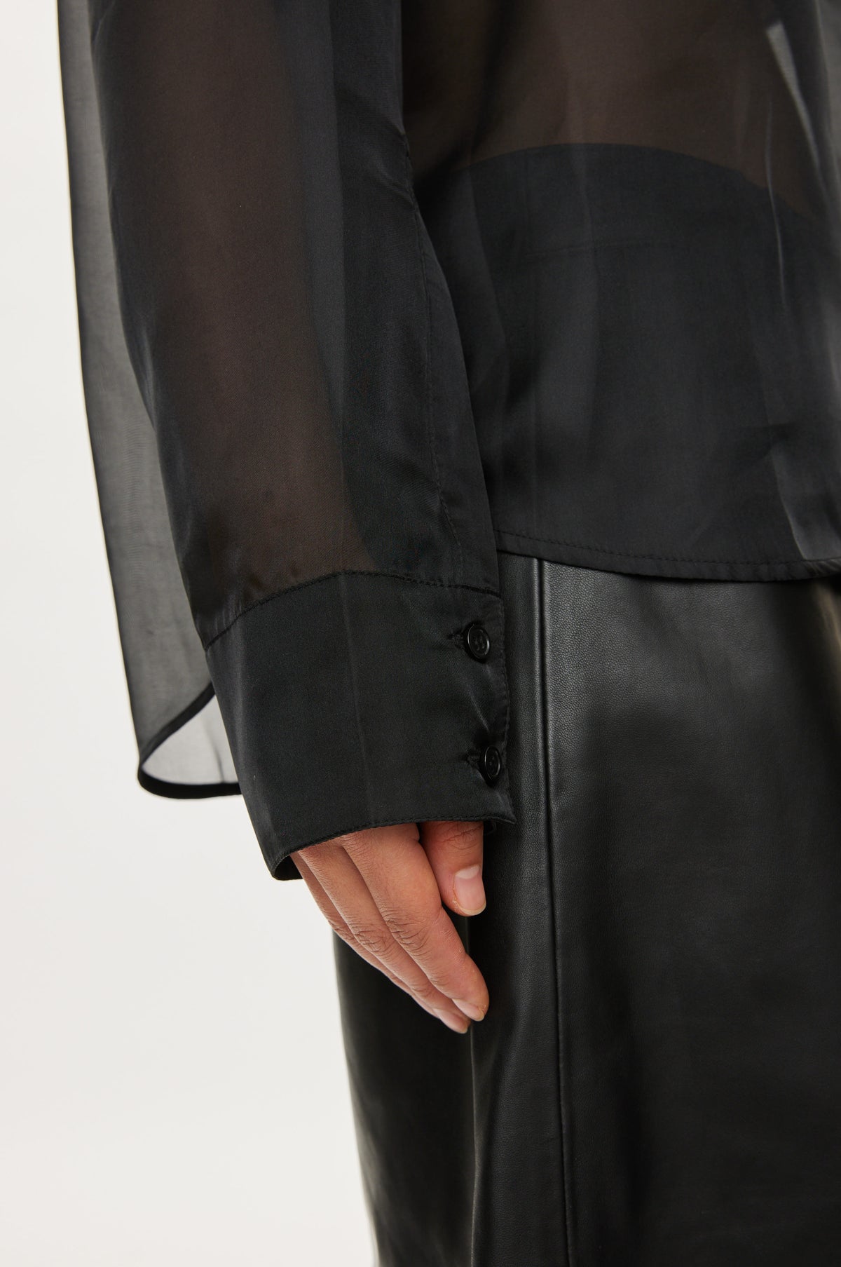 Oval Square Cosmo pocket shirt SHIRTS Black
