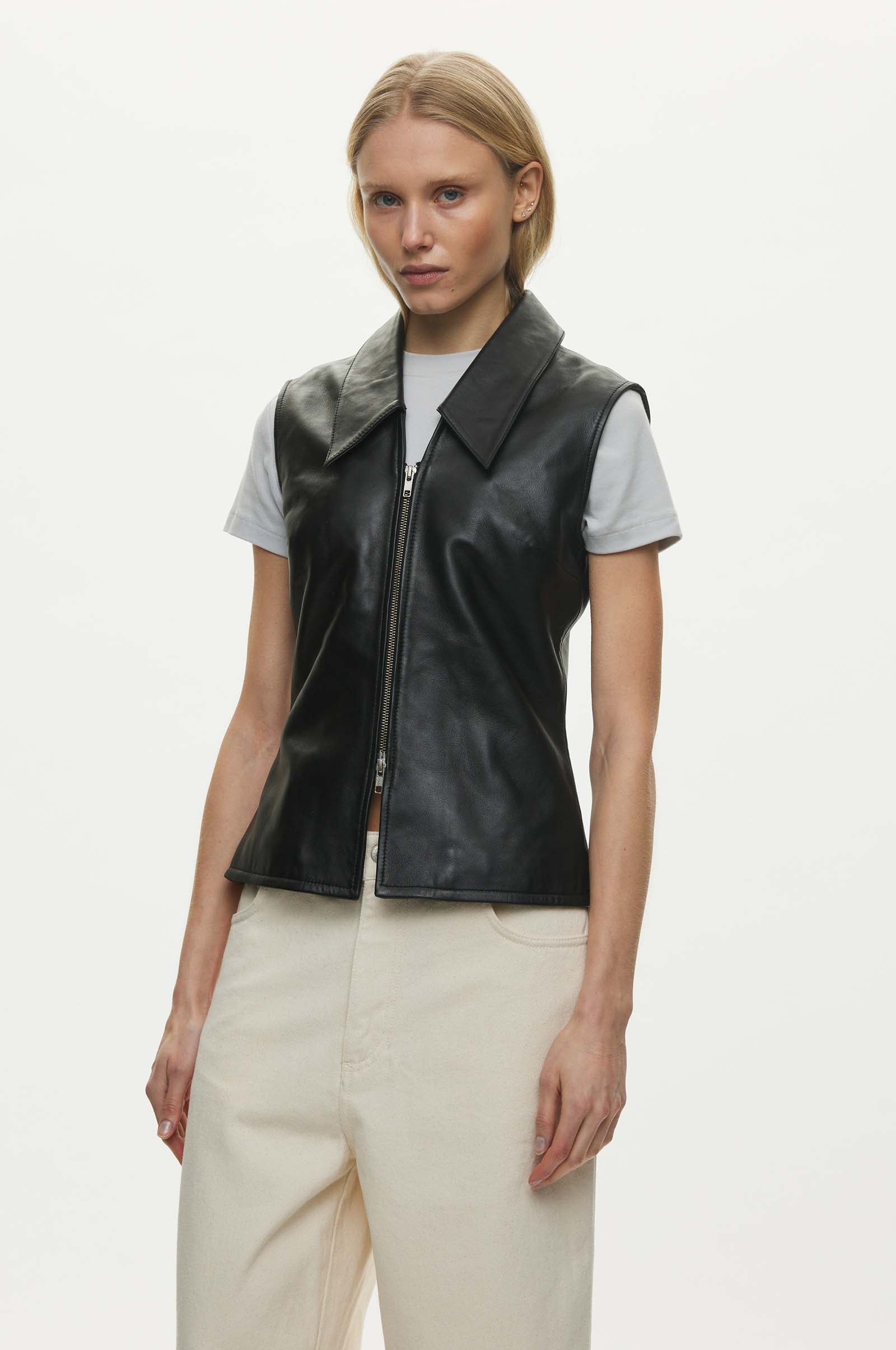 Oval Square Deep Leather Vest TOP 8001 Black