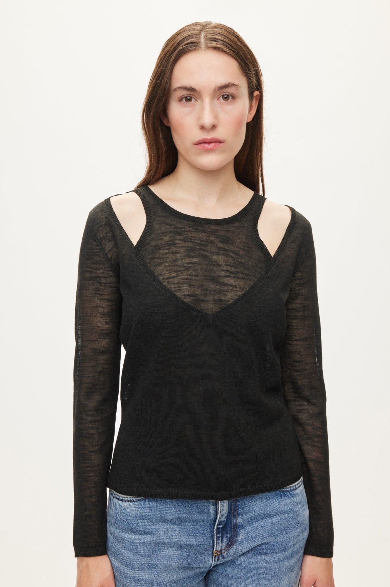 Oval Square Drama Knit Blouse KNITS Black
