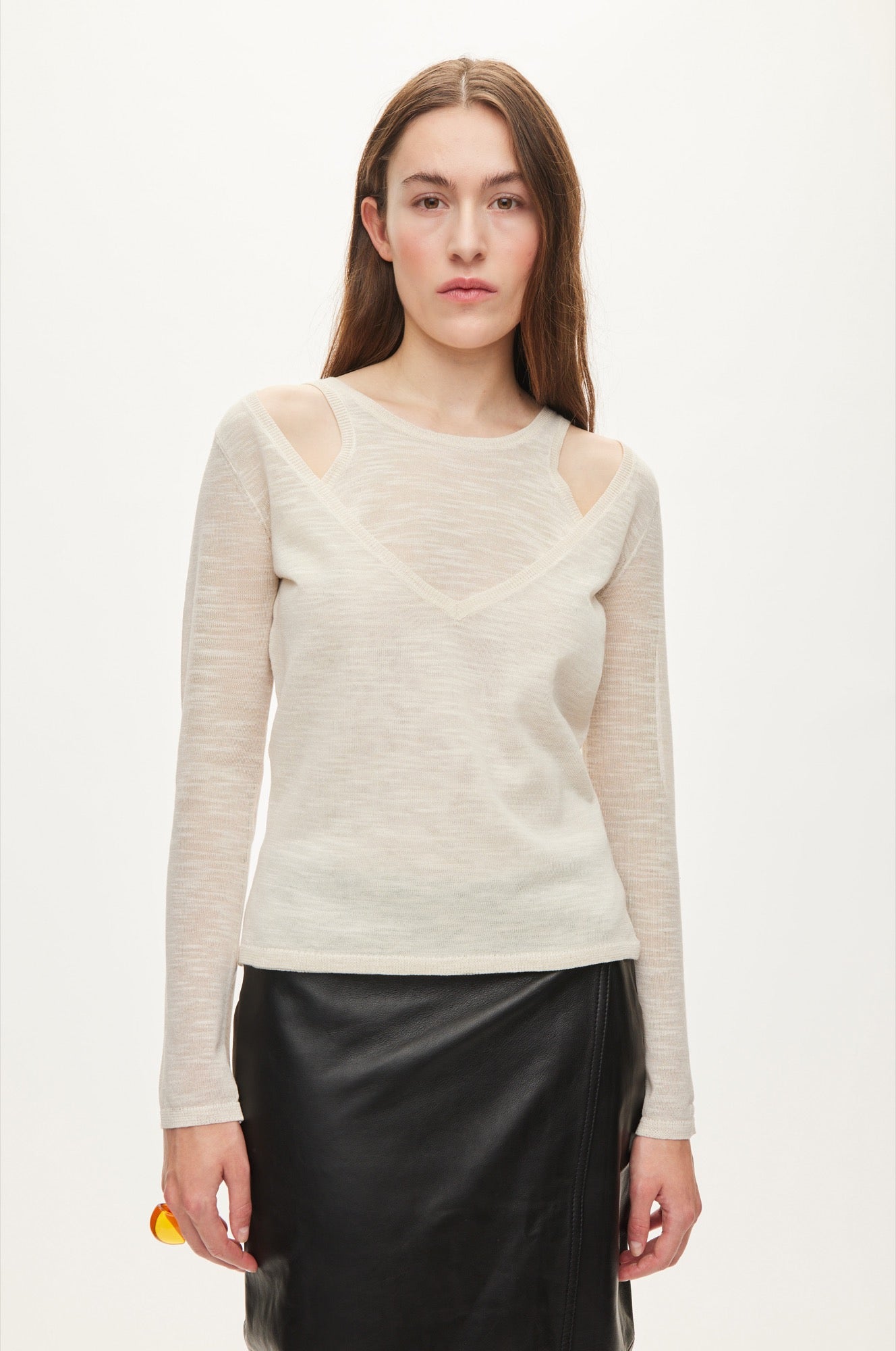 Oval Square Drama Knit Blouse KNITS Off White