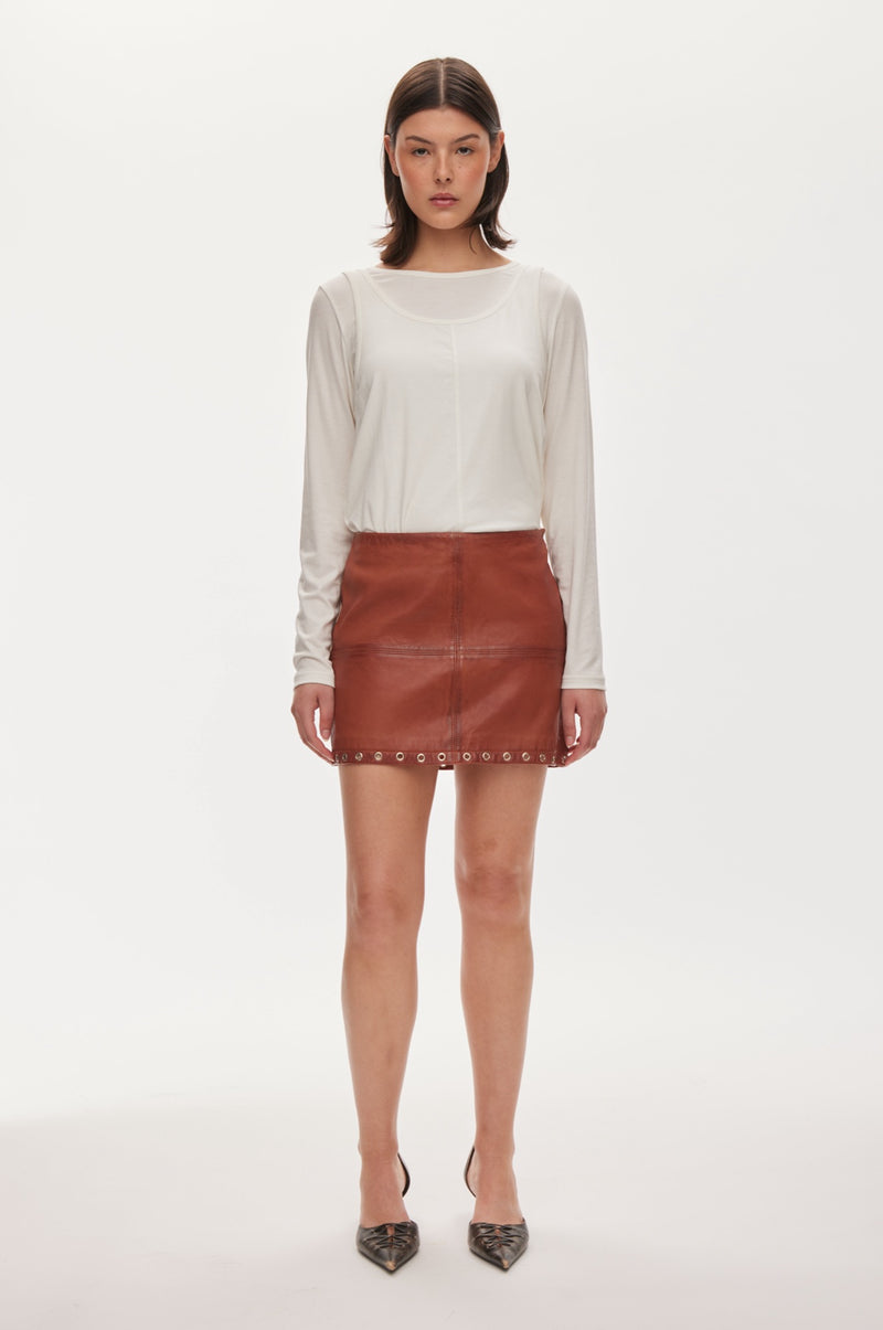 Oval Square Eye leather skirt SKIRTS Worn warm brown