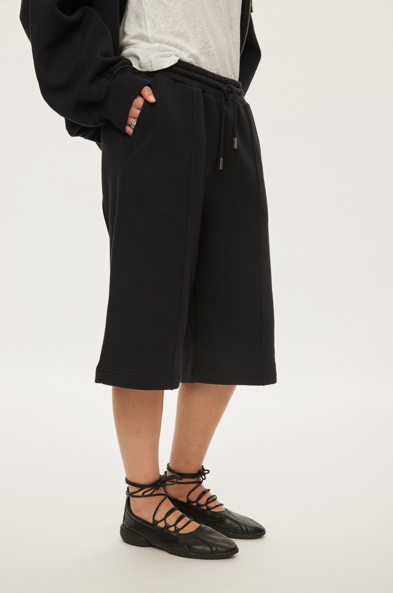 Oval Square First Sweat Bermudas SHORTS 7007 Black Stone