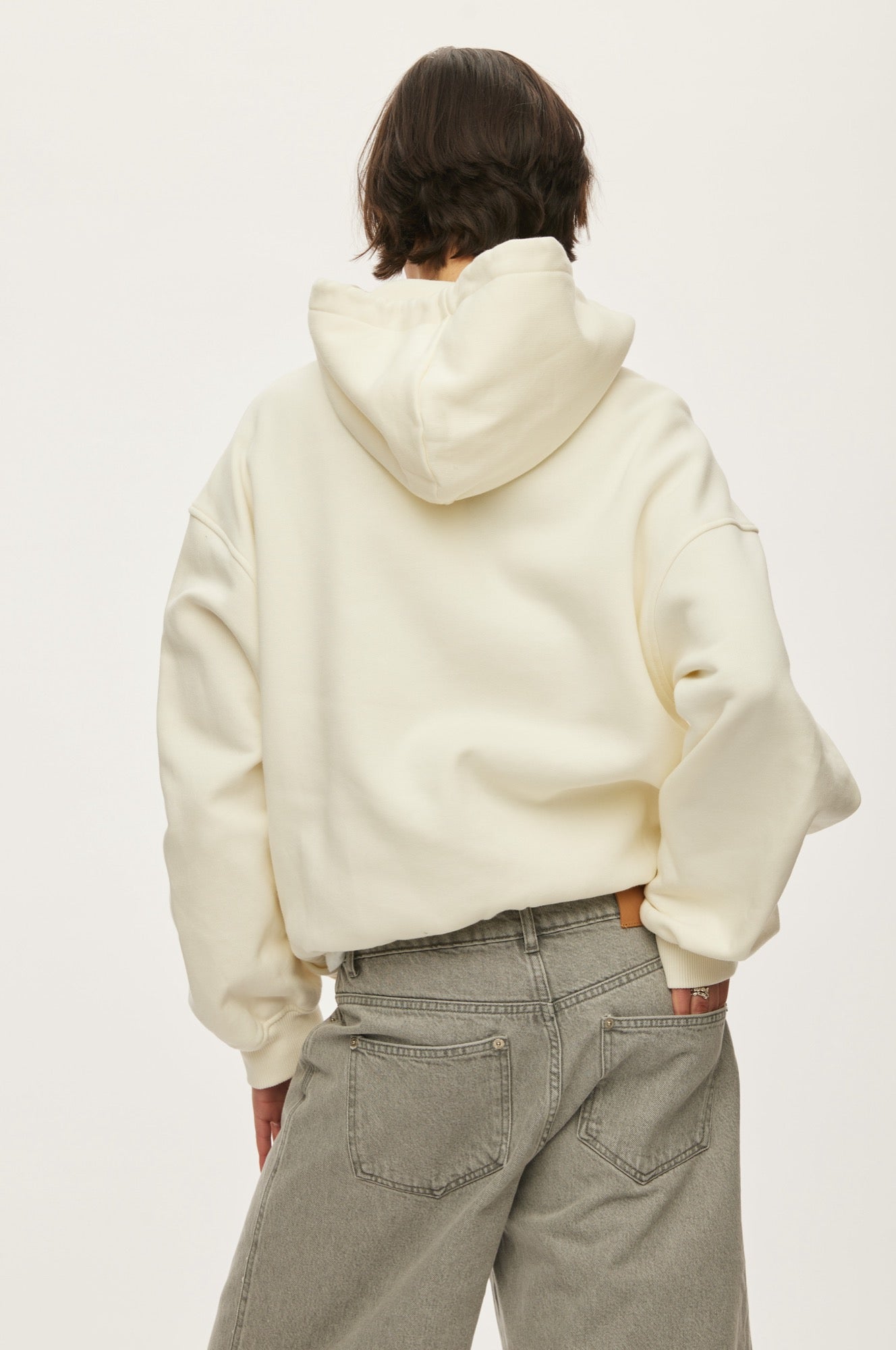 Oval Square First Zip Hoodie SWEATS 1002 Off White