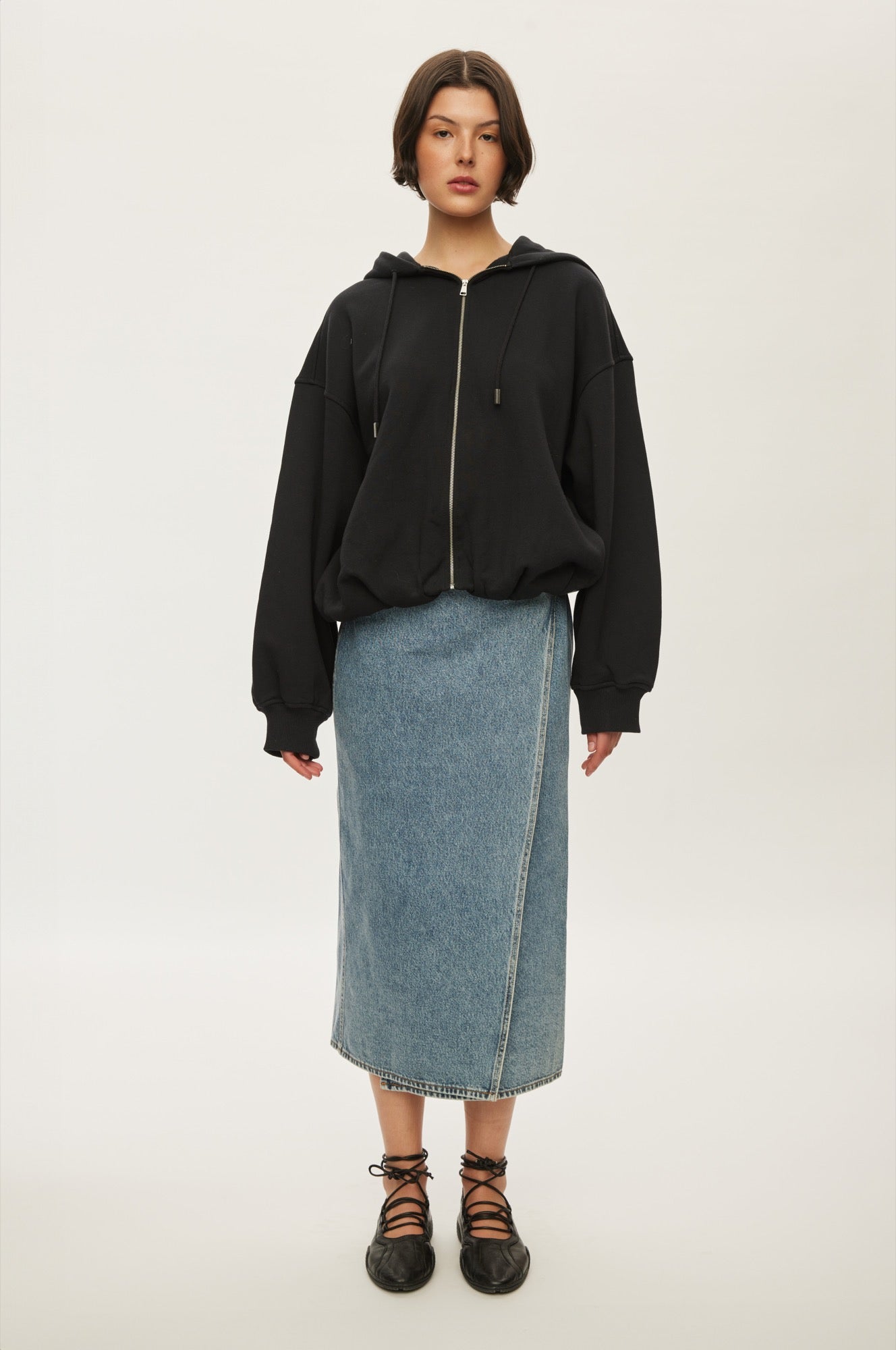 Oval Square First Zip Hoodie SWEATS 7007 Black Stone