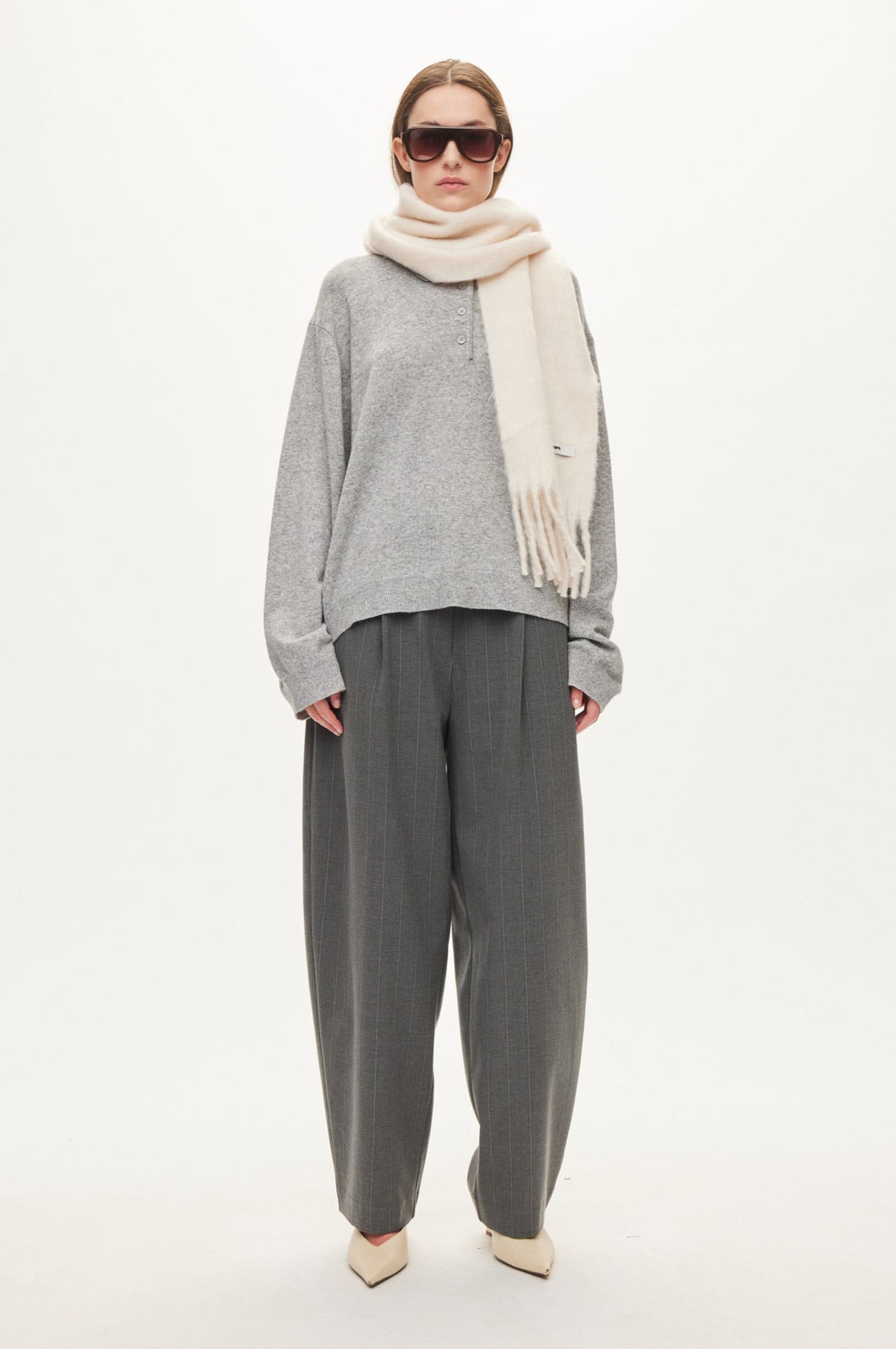 Oval Square Hero scarf ACCESS Off White