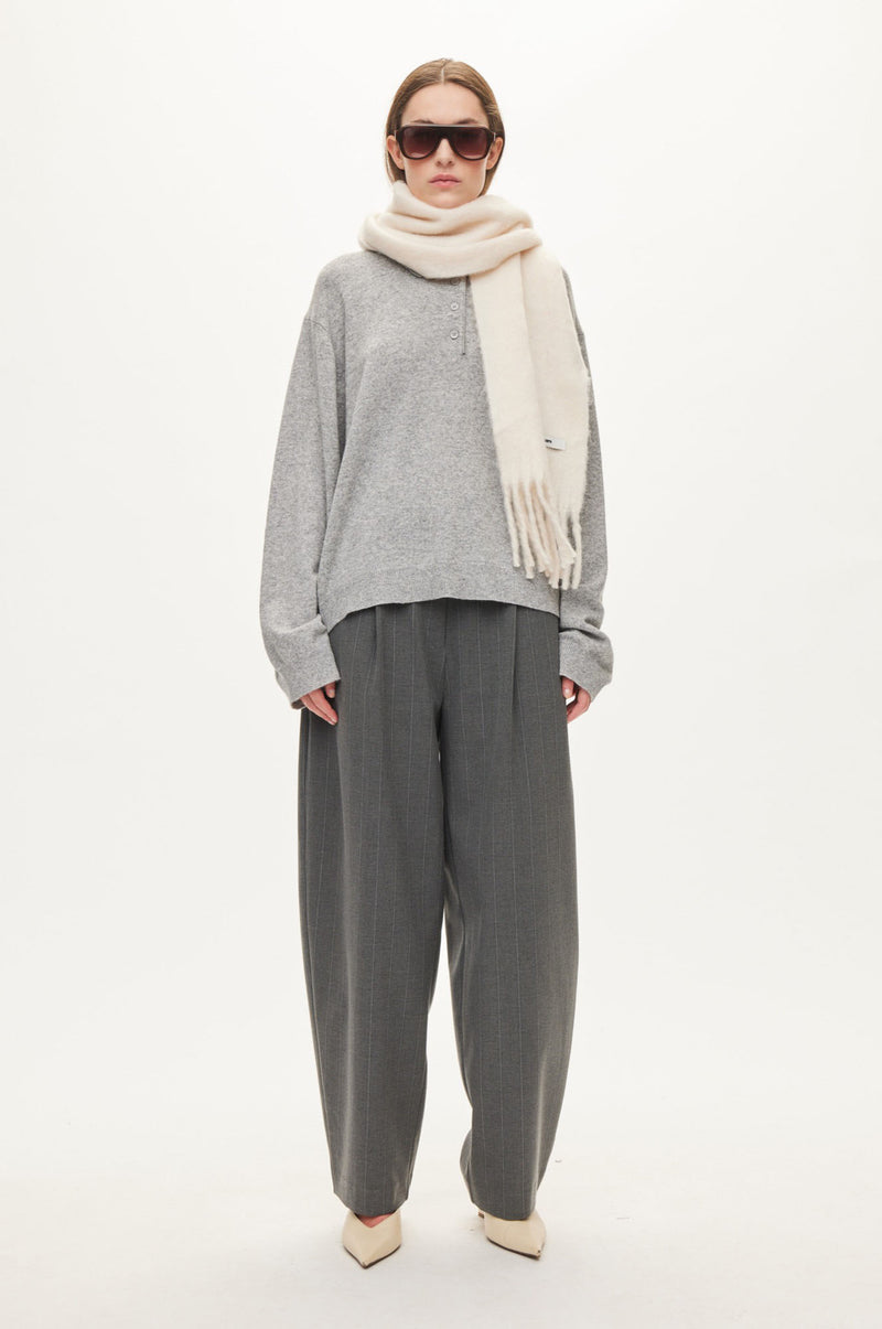 Oval Square Hero scarf ACCESS Off White