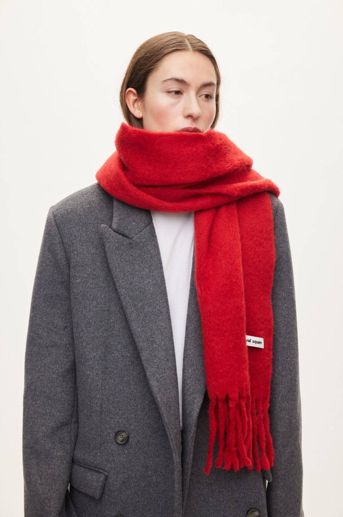 Oval Square Hero scarf ACCESS Red