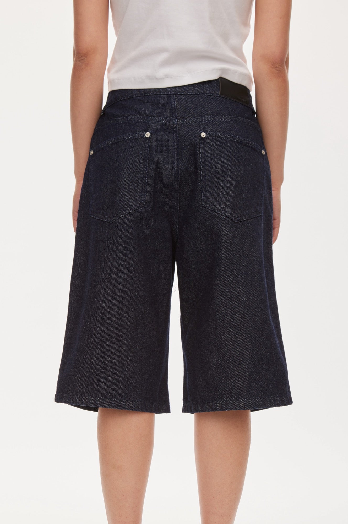 Oval Square Idol denim shorts SHORTS Raw dark blue