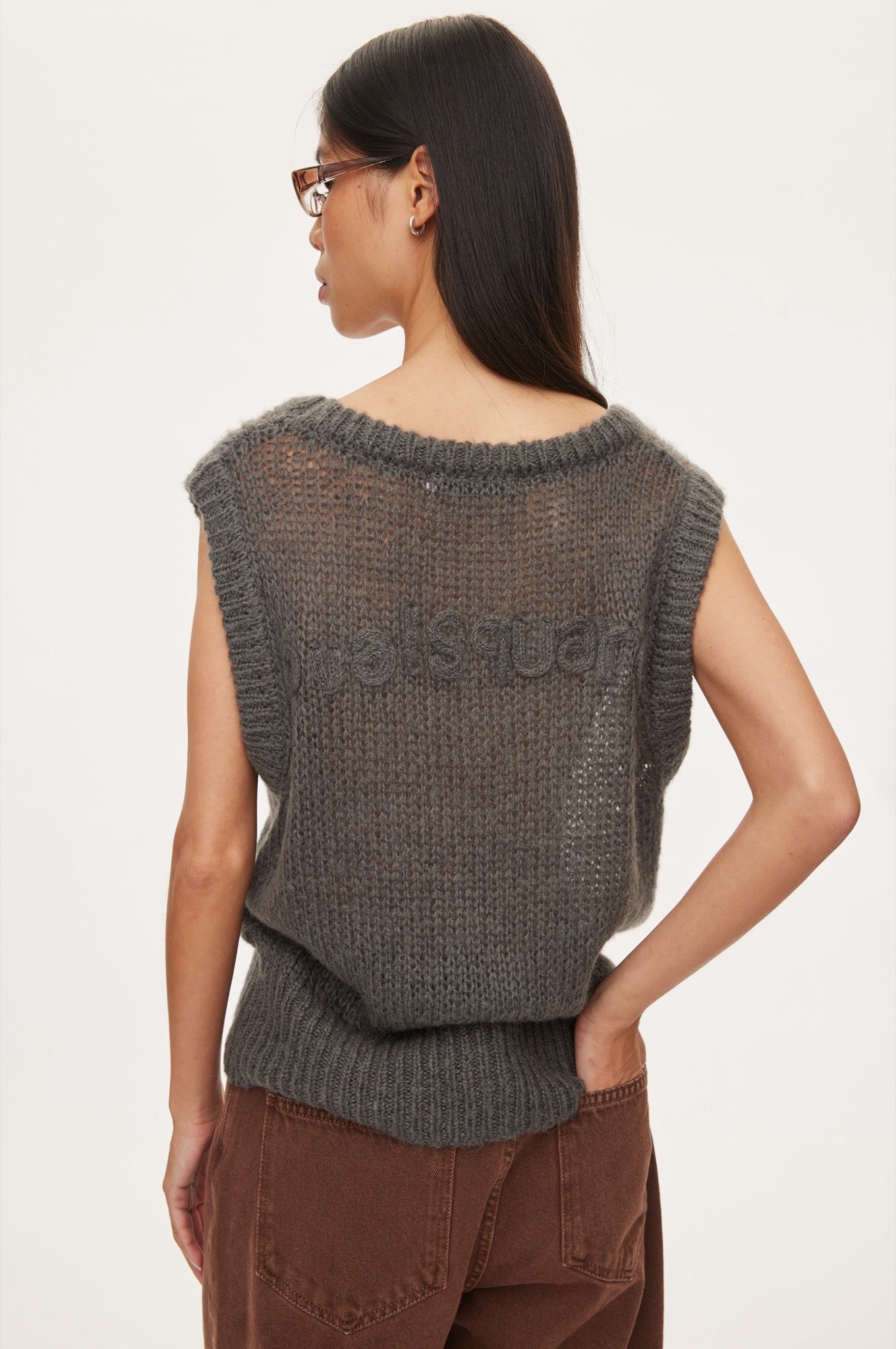 Oval Square Light Knit Vest KNITS 7004 Dark Grey Melange