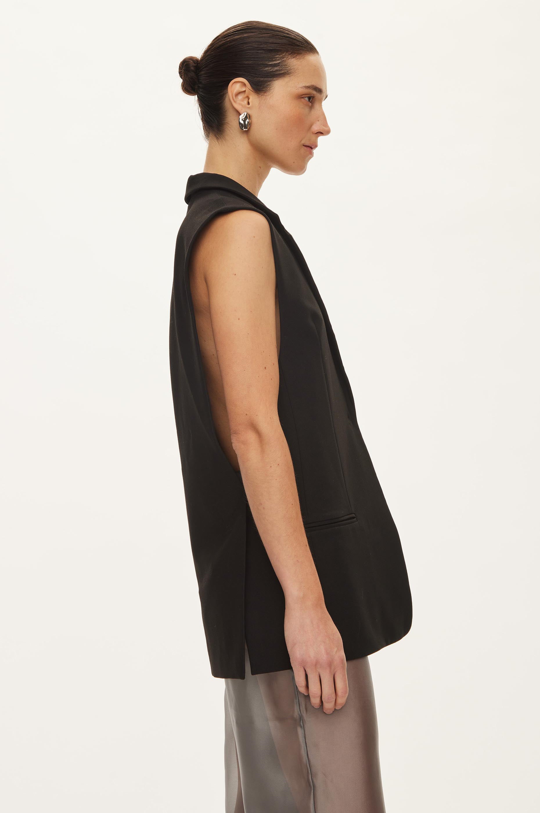 Oval Square Lind Vest VESTS 8001 Black