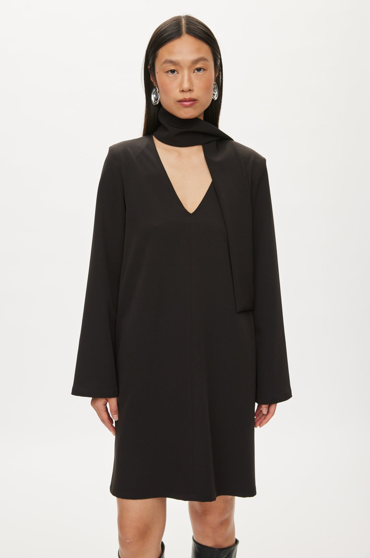 Oval Square Lisa dress DRESSES Black