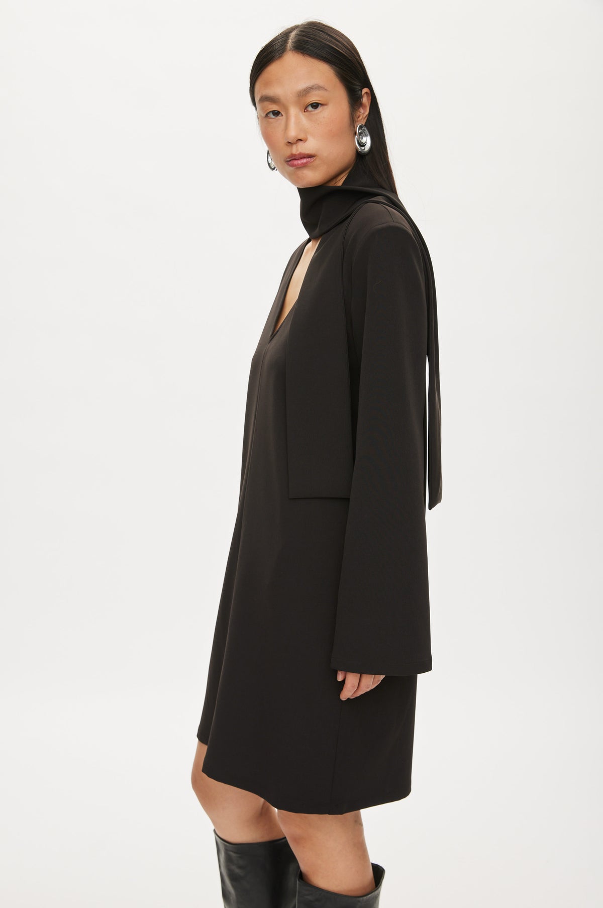 Oval Square Lisa dress DRESSES Black