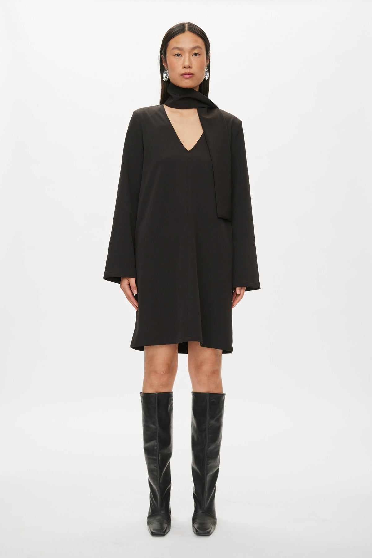 Oval Square Lisa dress DRESSES Black
