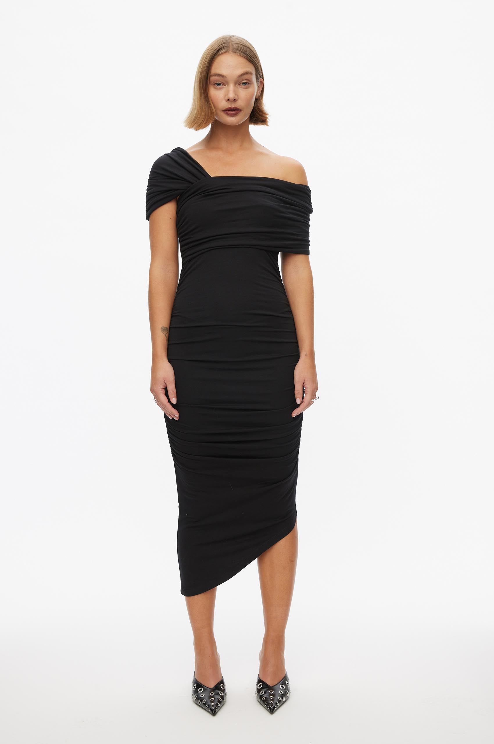 Oval Square Night Dress DRESSES 8001 Black