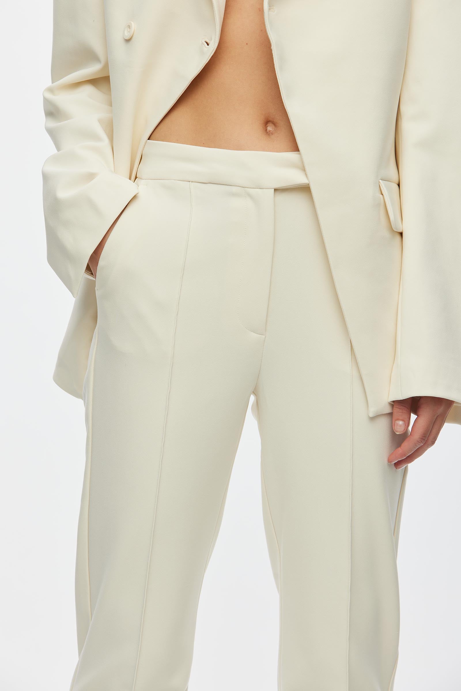 Oval Square OSLuxury Pants TROUSERS 1003 Gardenia