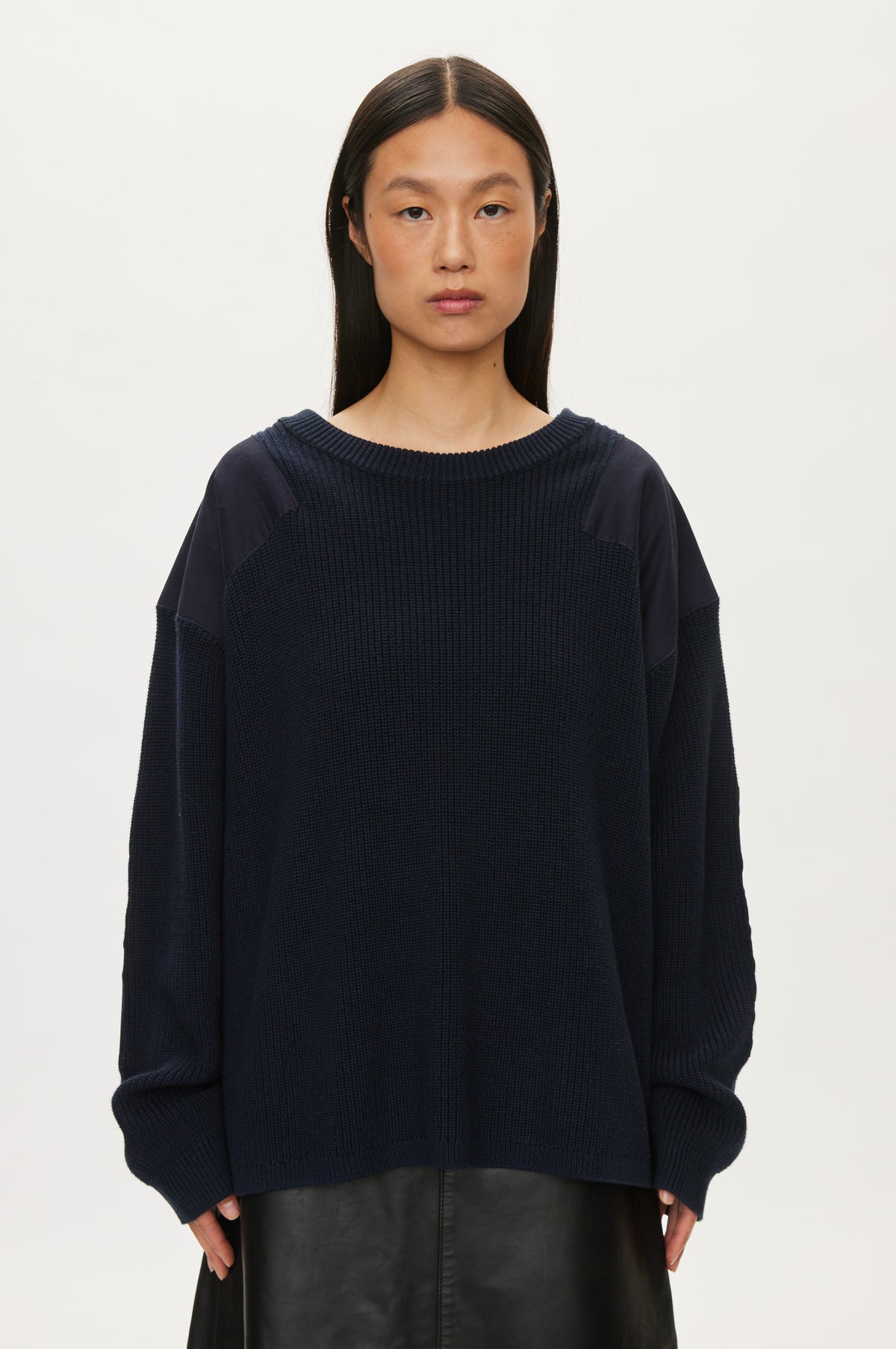 Oval Square Patch Knit KNITS Navy