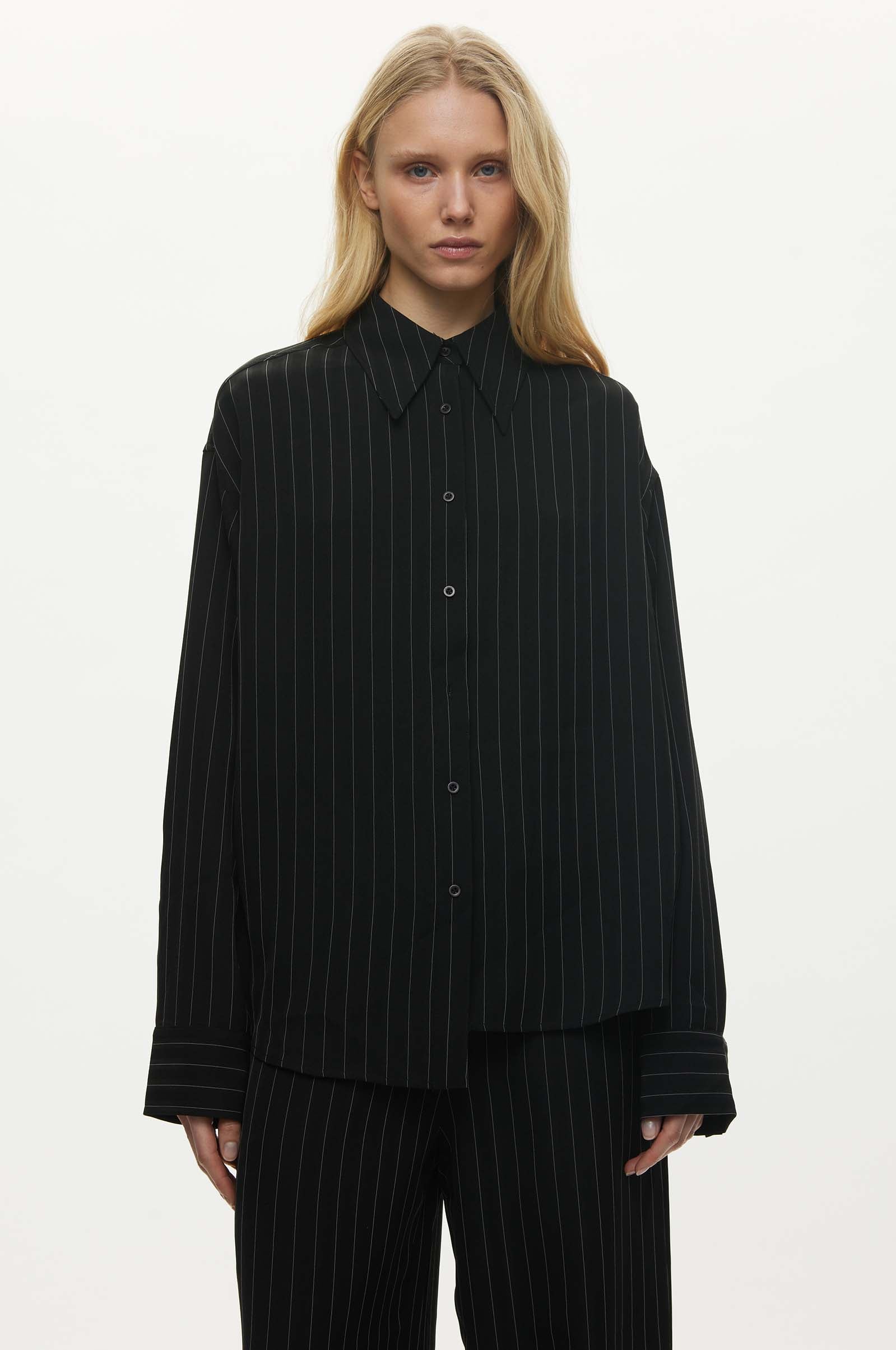 Oval Square Serena Shirt SHIRTS 9040 Black Pinstripe