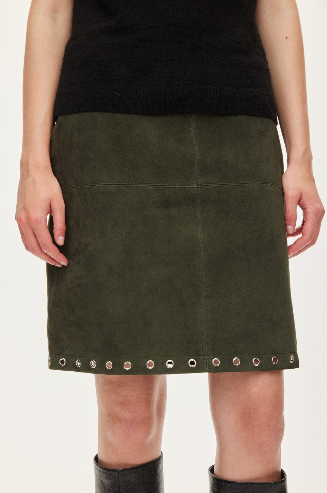 Oval Square Siffi Suede Skirt SKIRTS Dark Army