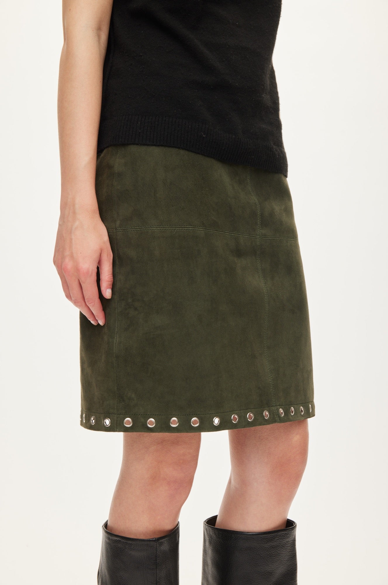 Oval Square Siffi Suede Skirt SKIRTS Dark Army