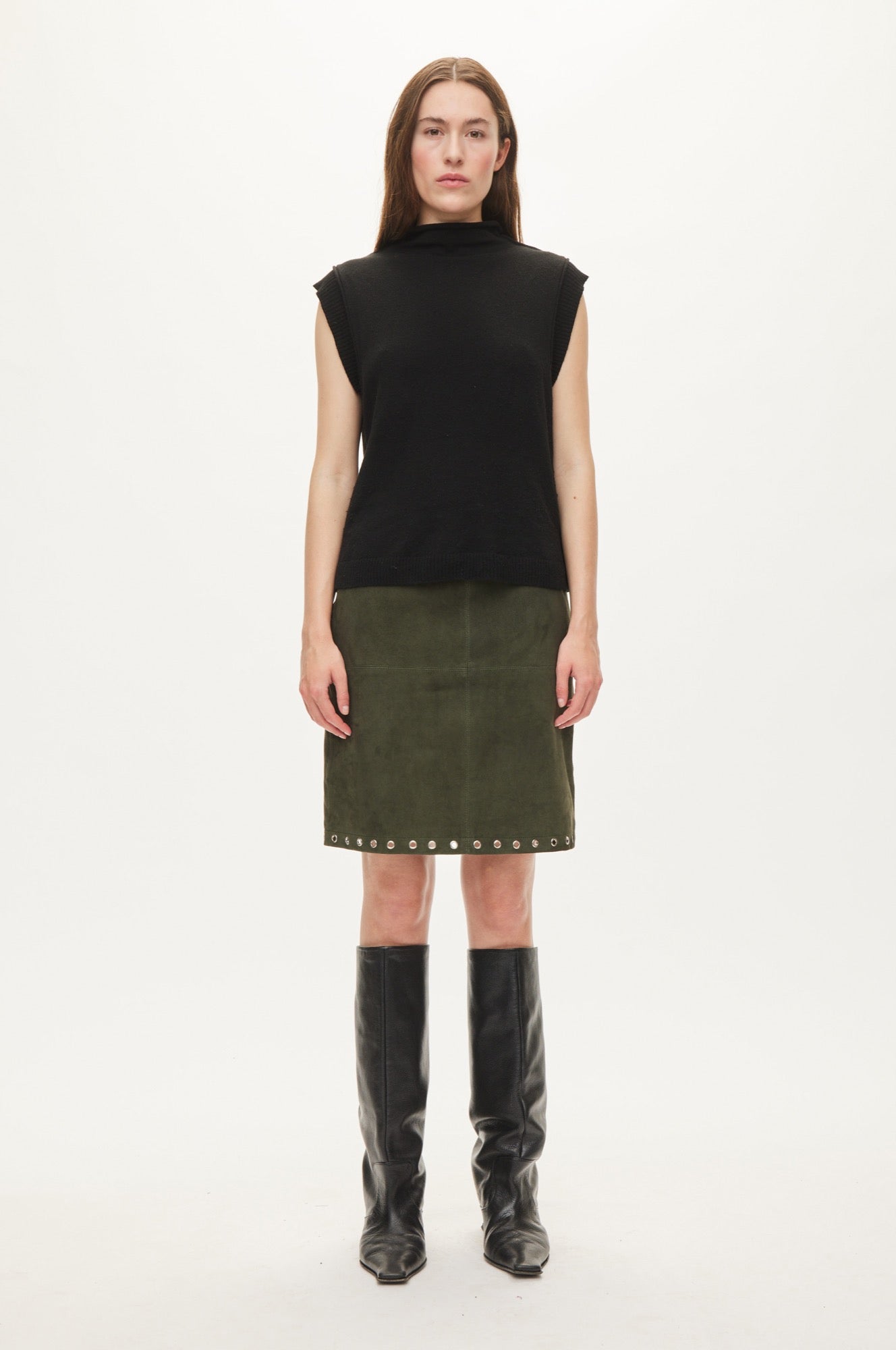 Oval Square Siffi Suede Skirt SKIRTS Dark Army