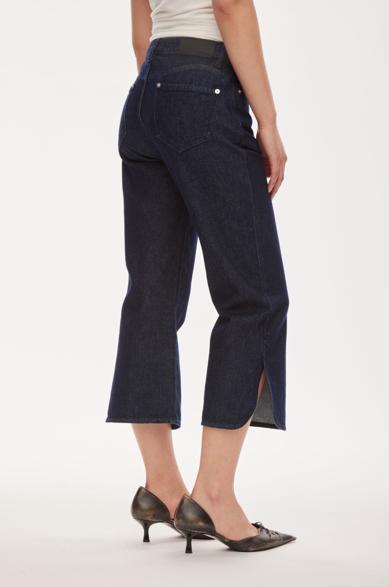 Oval Square Split denim capri SHORTS Raw dark blue
