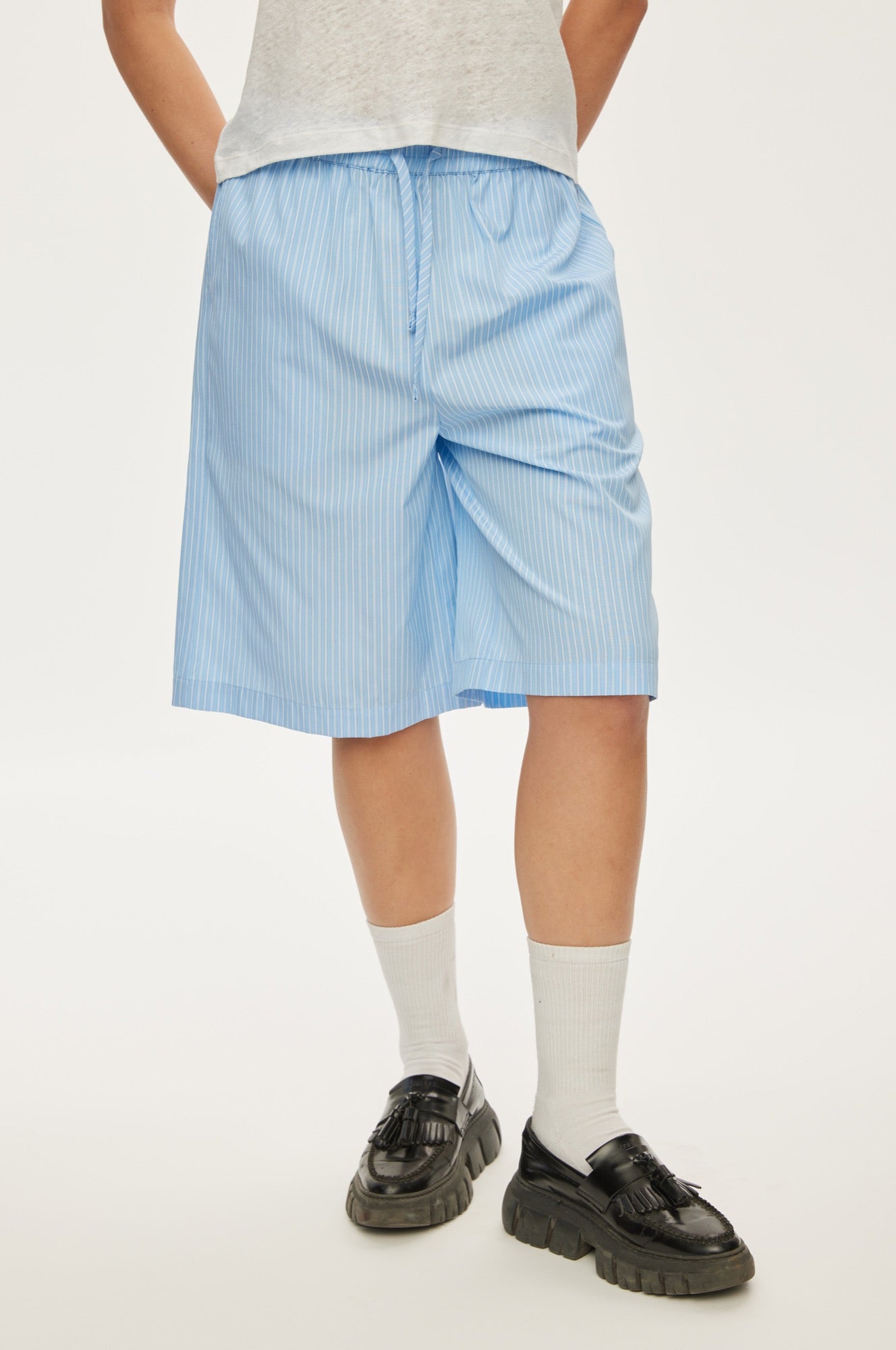 Oval Square Tata Shorts SHORTS 9059 Cashmere Blue Stripe