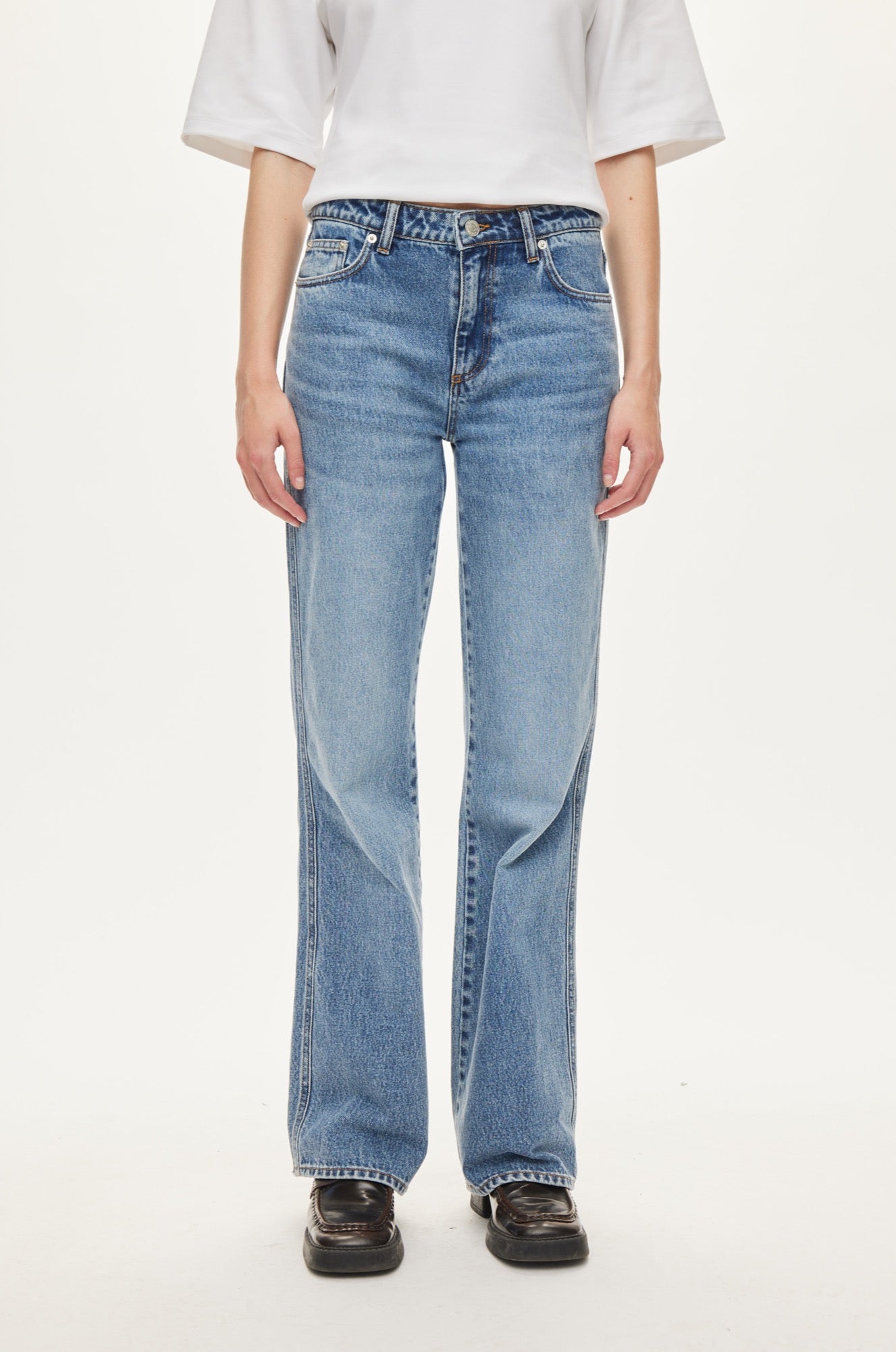 Oval Square Uma jeans JEANS Blue Washed